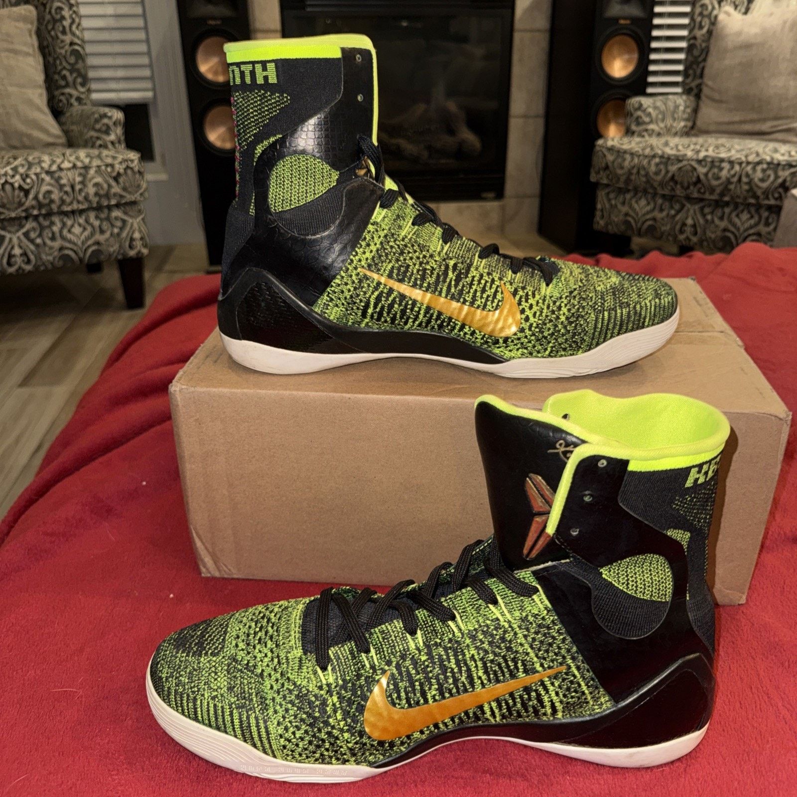 Nike Nike Kobe IX Elite High Volt Gold Black Men’s 14 630847-077 Size US 14 / EU 47 - 4 Thumbnail