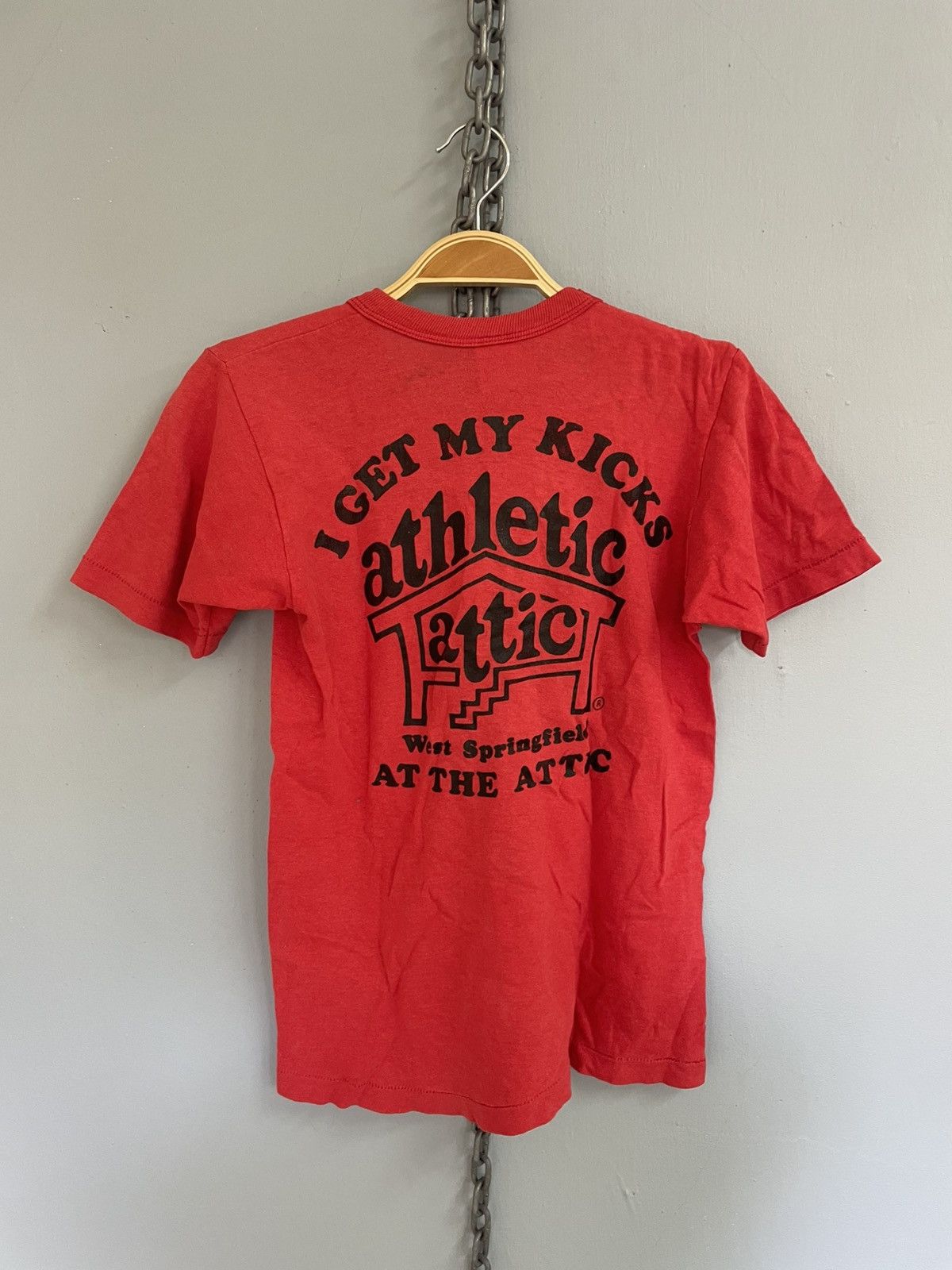 Nike Vintage 70s Nike kicks up a storm orange tag t shirt Size US XS / EU 42 / 0 - 2 Thumbnail