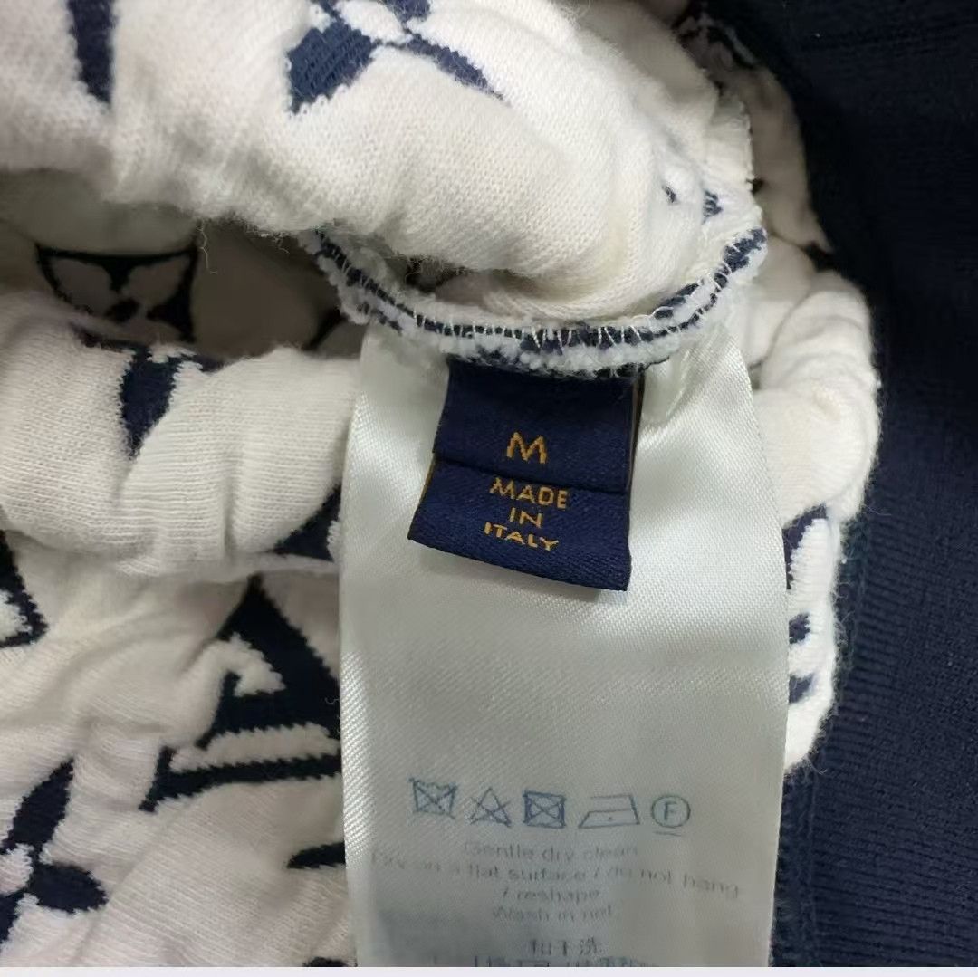 Louis Vuitton blue patterned crew neck sweatshirt from louis vuitton-yw Size US M / EU 48-50 / 2 - 9 Thumbnail