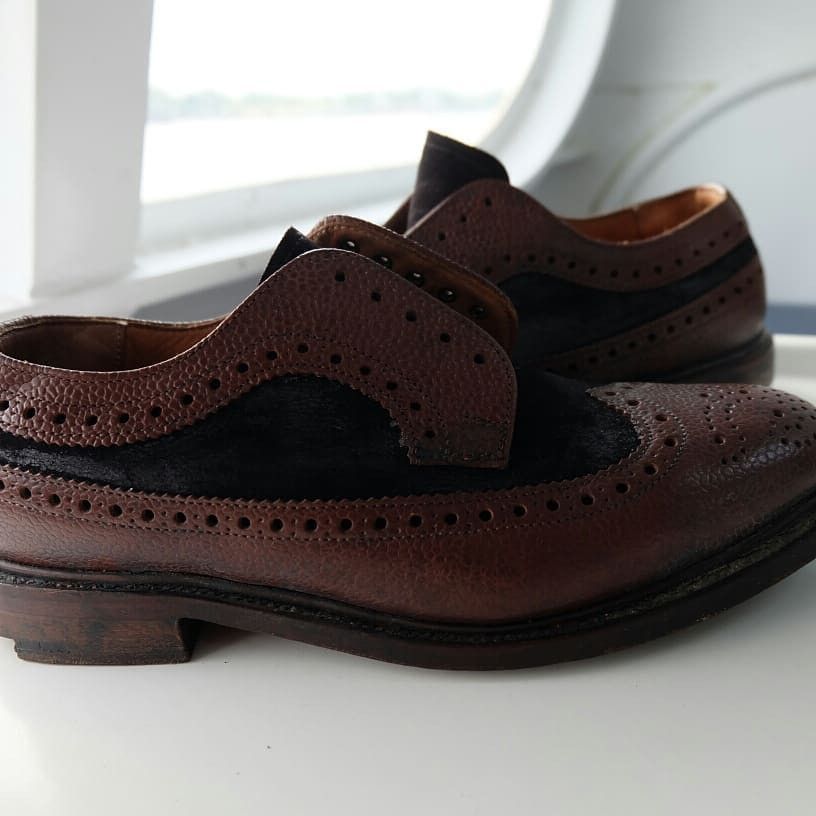 Vintage Wingtip Brogues Handmade and handcrafted in england Size US 5.5 / EU 38 - 2 Thumbnail