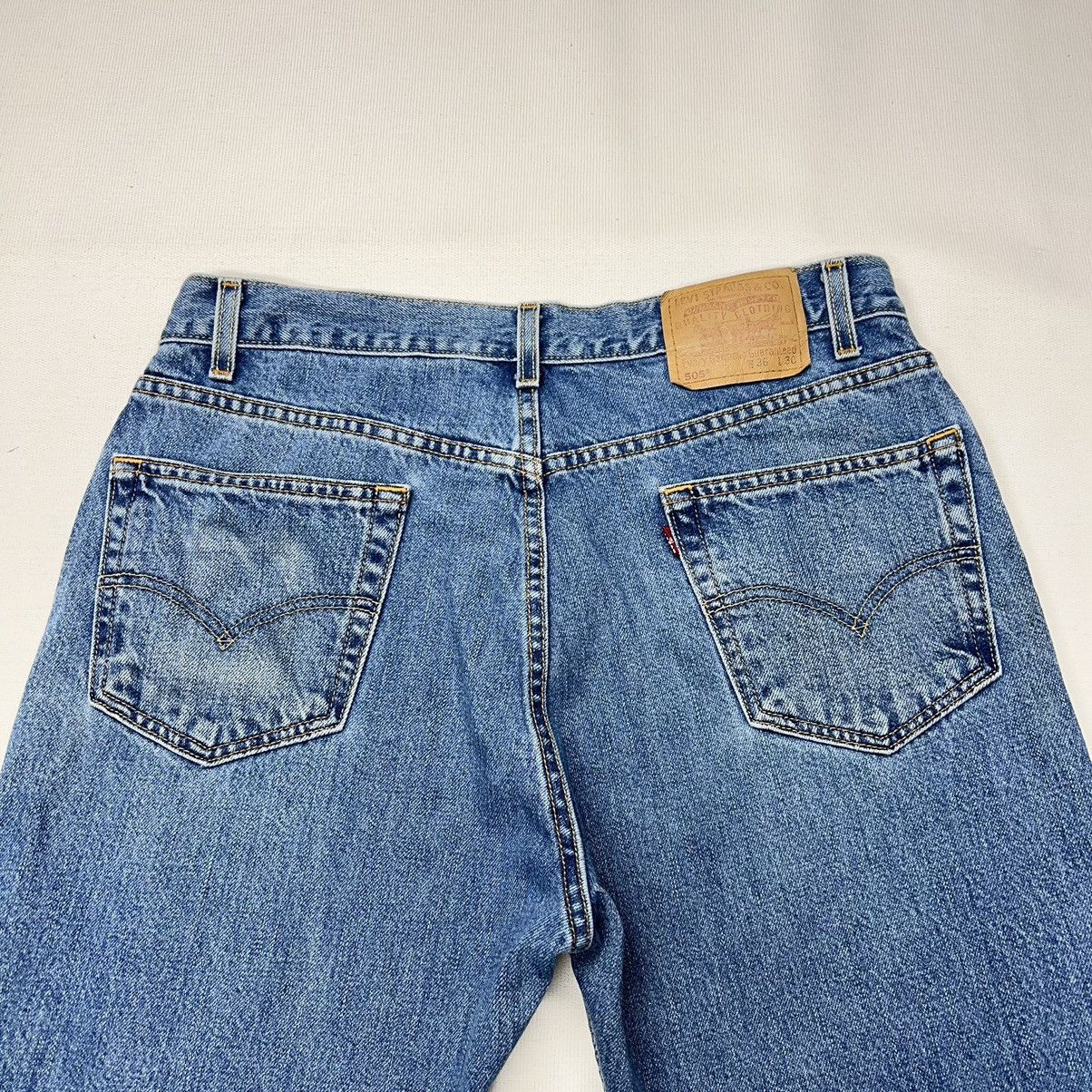Levi's × Vintage VTG Levis 505 Jeans Blue Regular Fit Straight Denim Faded Size US 36 / EU 52 - 12 Thumbnail