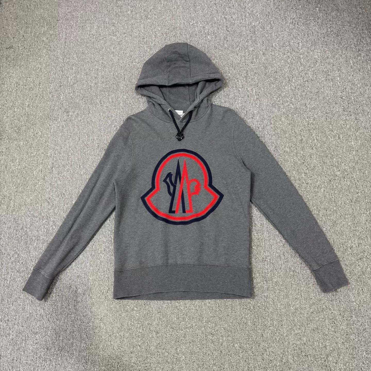 Moncler Moncler Gray Logo Hoodie M Size US M / EU 48-50 / 2 - 1 Thumbnail