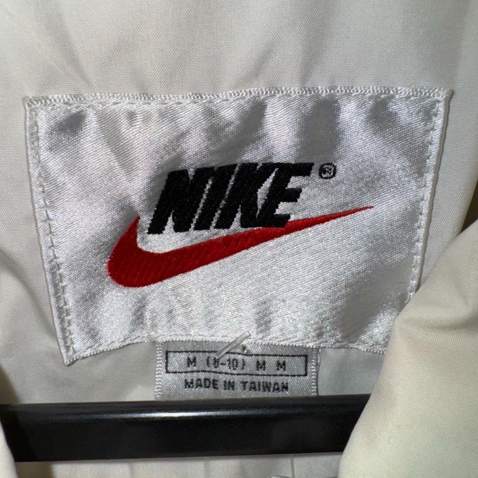 Nike Vintage y2k nike 1990s embroidered button up coaches jacket Size US XL / EU 56 / 4 - 3 Thumbnail