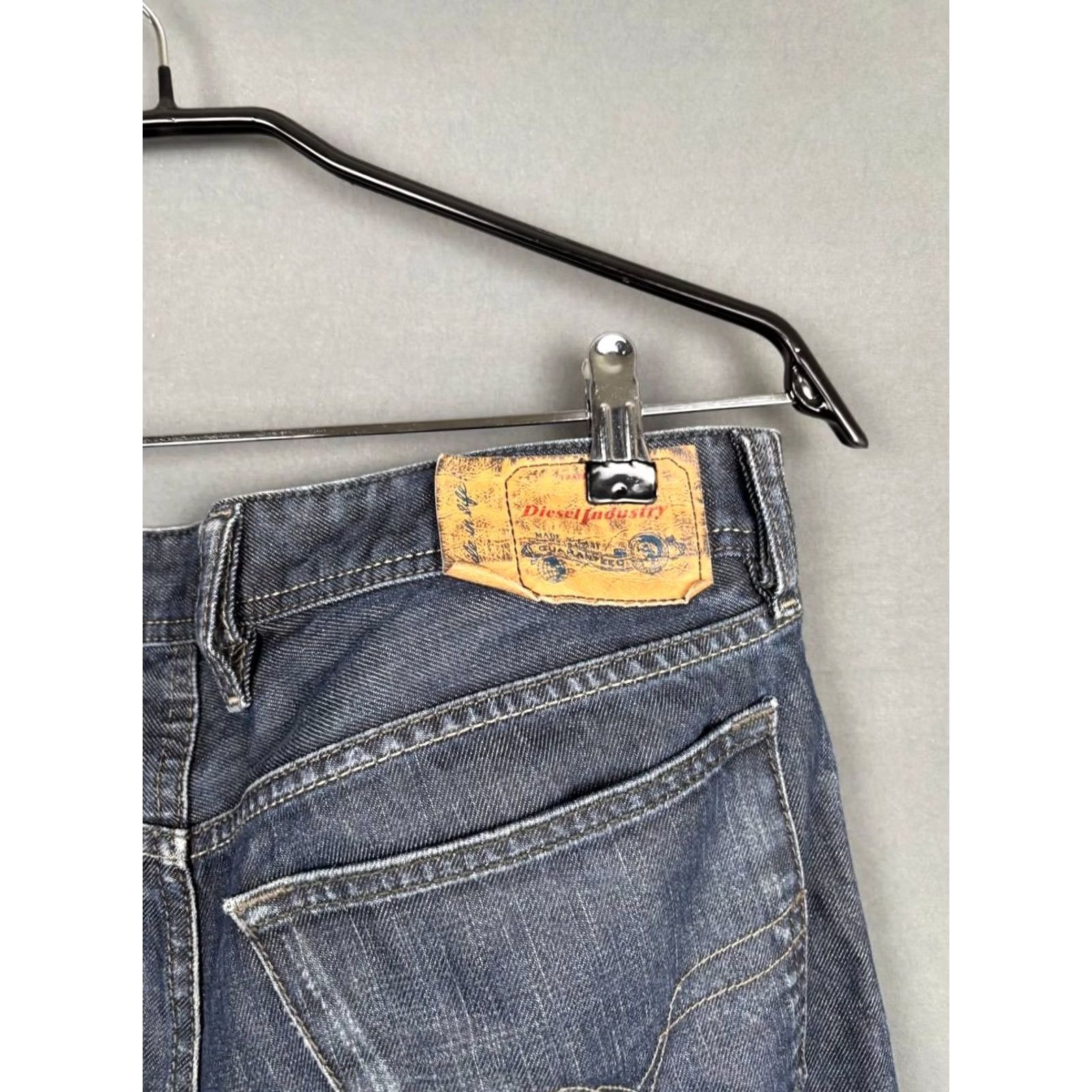Diesel Diesel Industry Jeans Size 33 Blue Cotton Denim Straight Leg Button Fly Mens Size US 33 - 6 Thumbnail