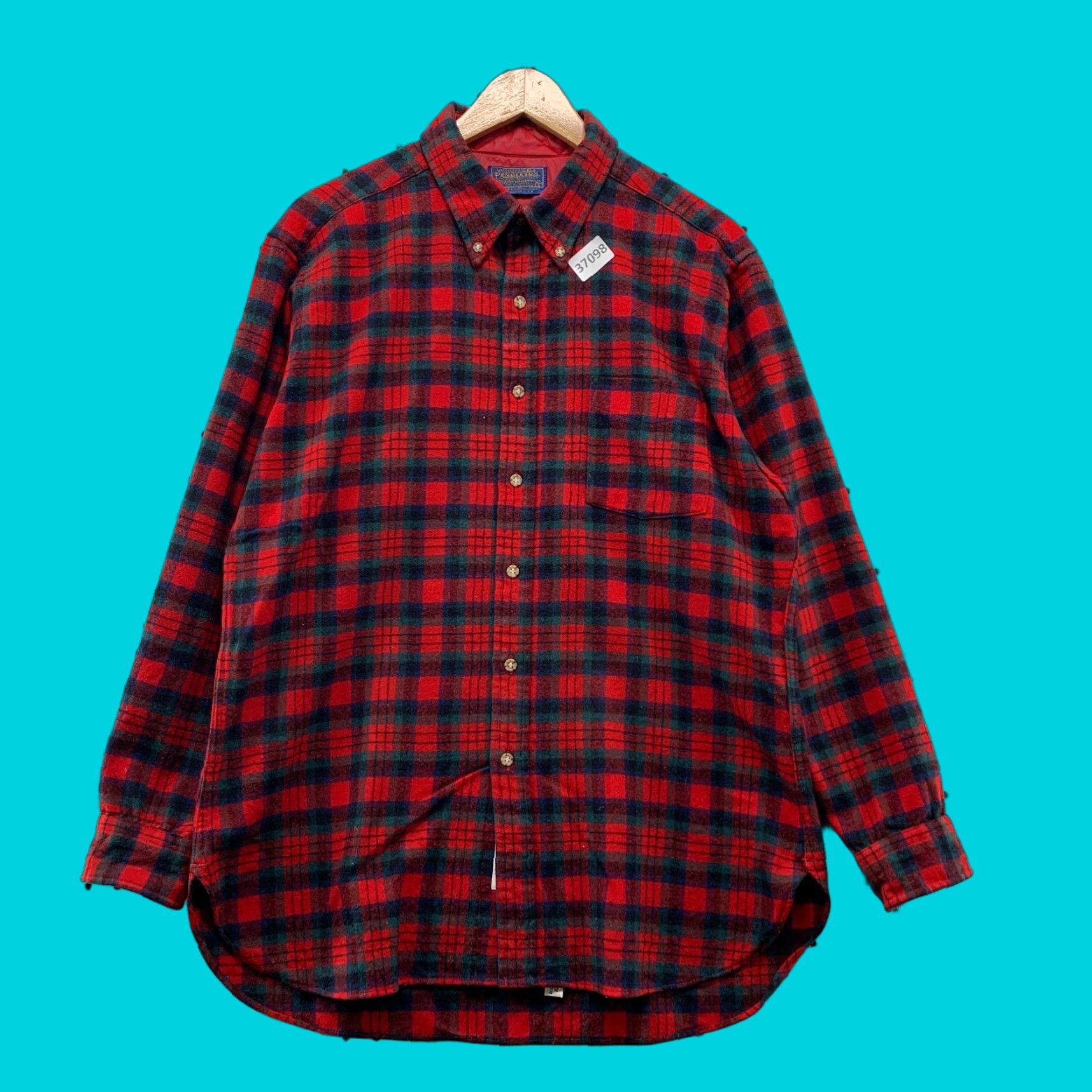 Pendleton VINTAGE Pendleton Button Dow Shirt Mens L Red Plaid Wool Made USA 23x31.5 Button-Up Collared Wool Flannel Sportsman USA Mens Size US L / EU 52-54 / 3 - 1 Thumbnail