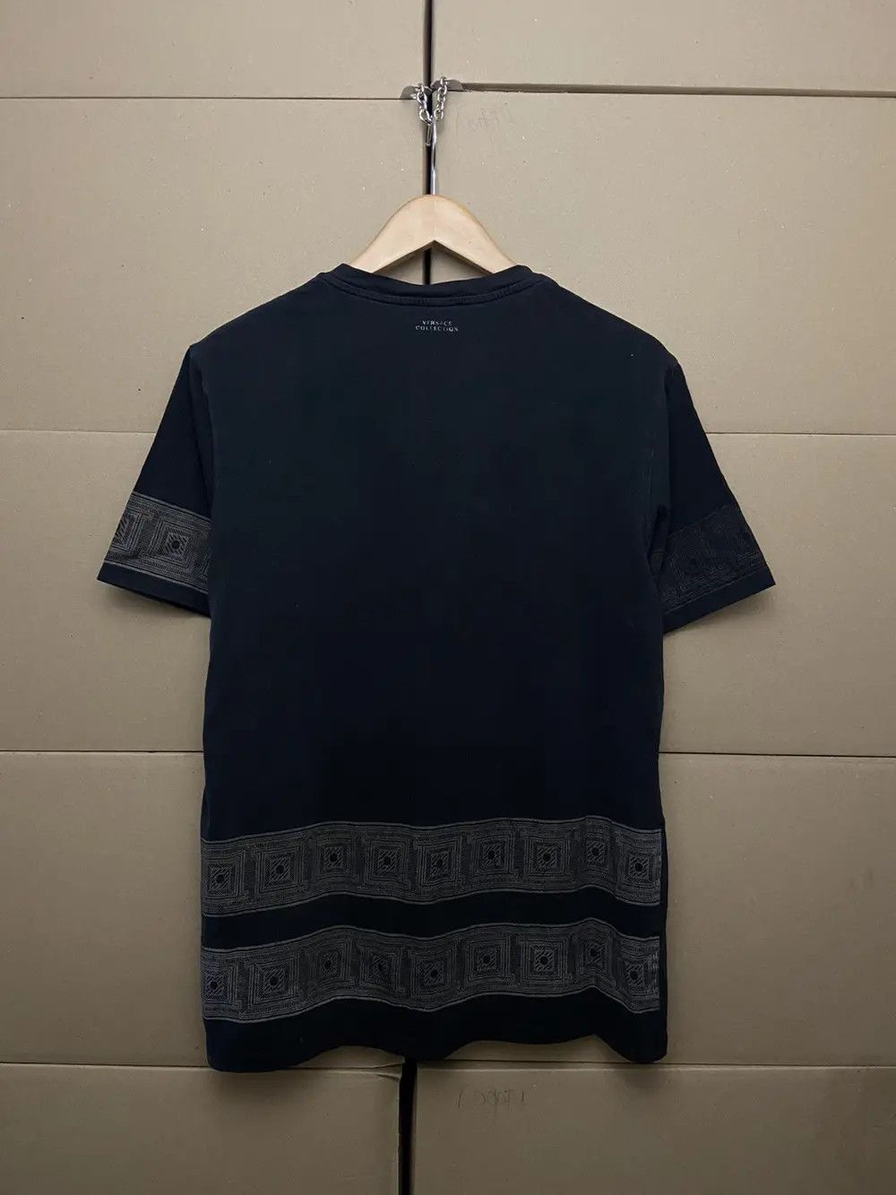 Versace VINTAGE VERSACE MEDUSA T SHIRT TEE Y2K LUXURY OLD MONEY Size US M / EU 48-50 / 2 - 2 Thumbnail