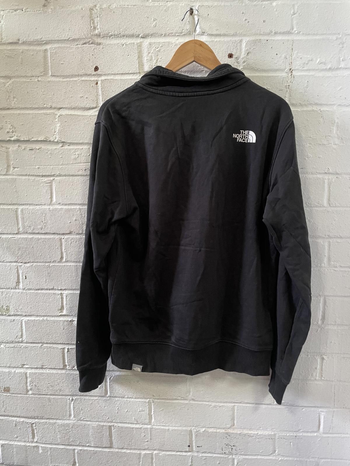 The North Face The North Face Men's Black Half-Zip Sweatshirt Medium Size US M / EU 48-50 / 2 - 4 Thumbnail