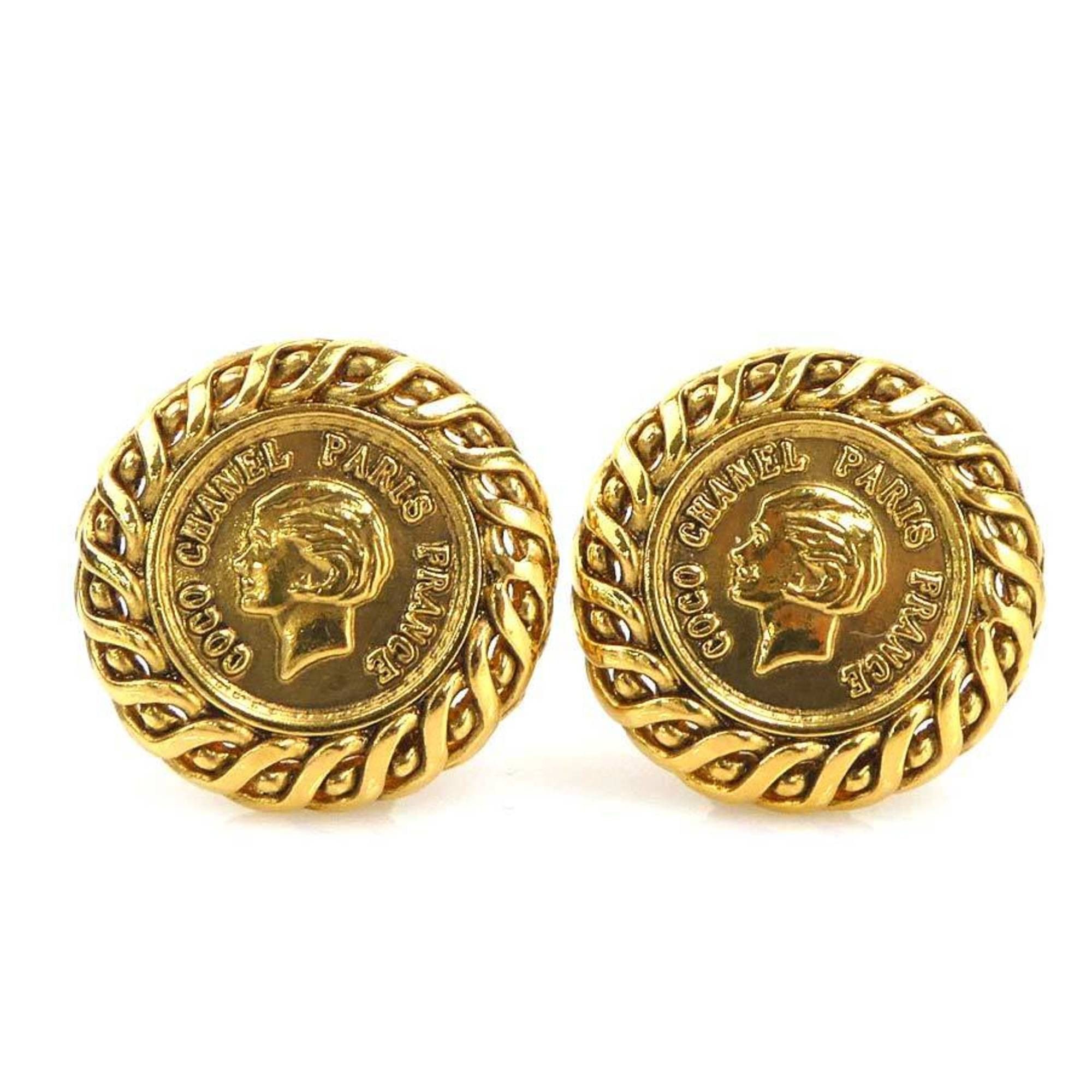 CHANEL Medallion Metal Gold Earrings for Women Free Shipping e61507i