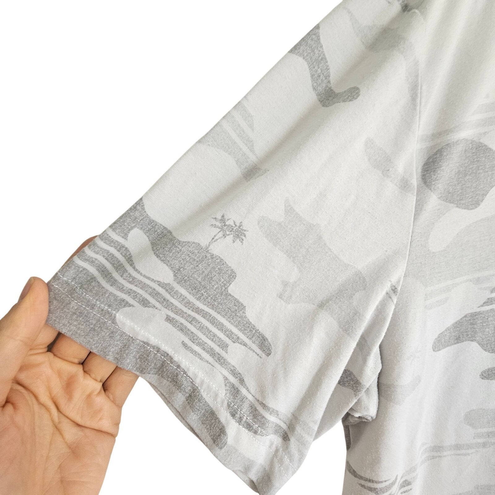 TravisMathew Travis Mathew Mens Polo Shirt Golf Camo Skywind L Camouflage Size US L / EU 52-54 / 3 - 4 Thumbnail