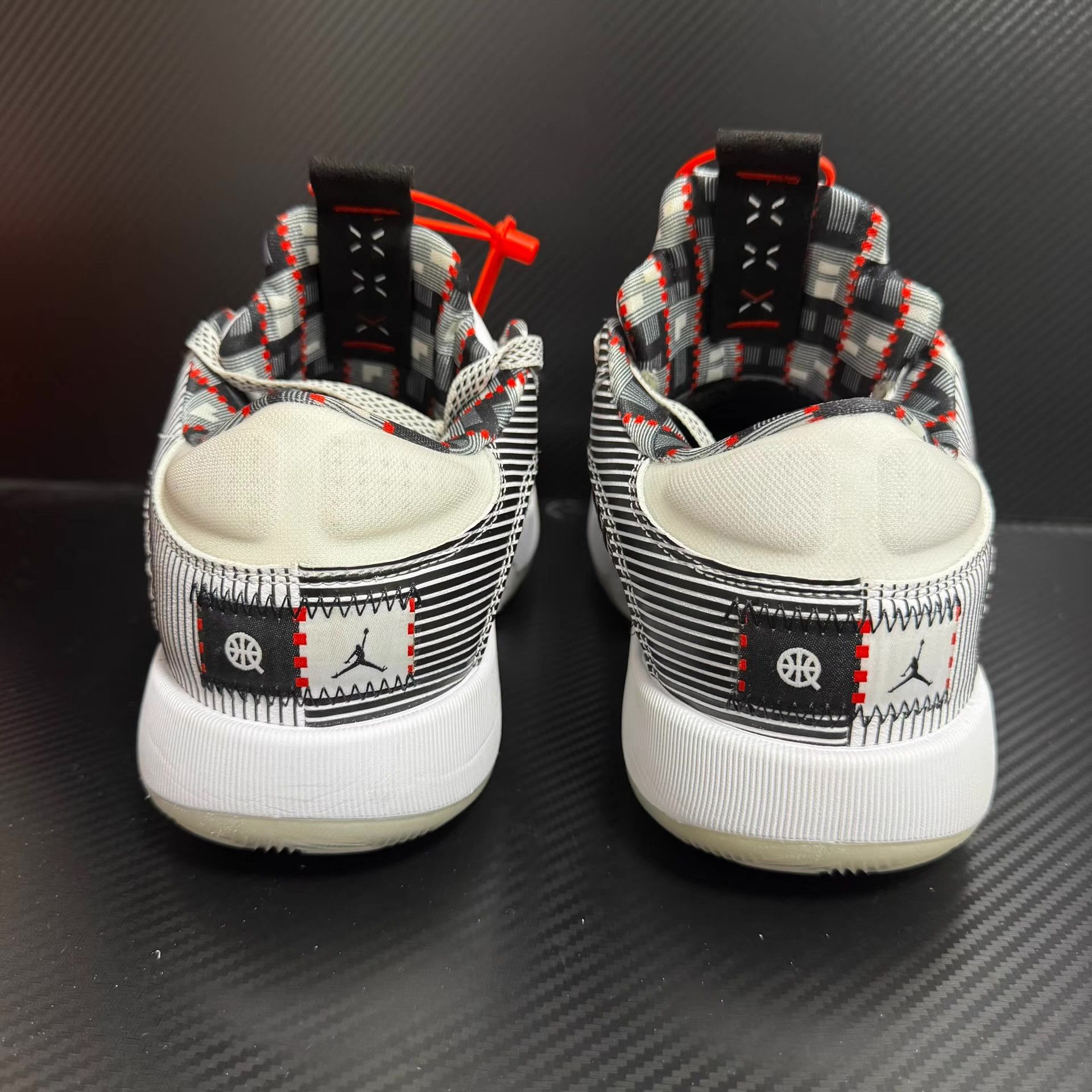 Nike AJ35 Quai 54 low-top Q11 Size US 9 / EU 42 - 3 Thumbnail