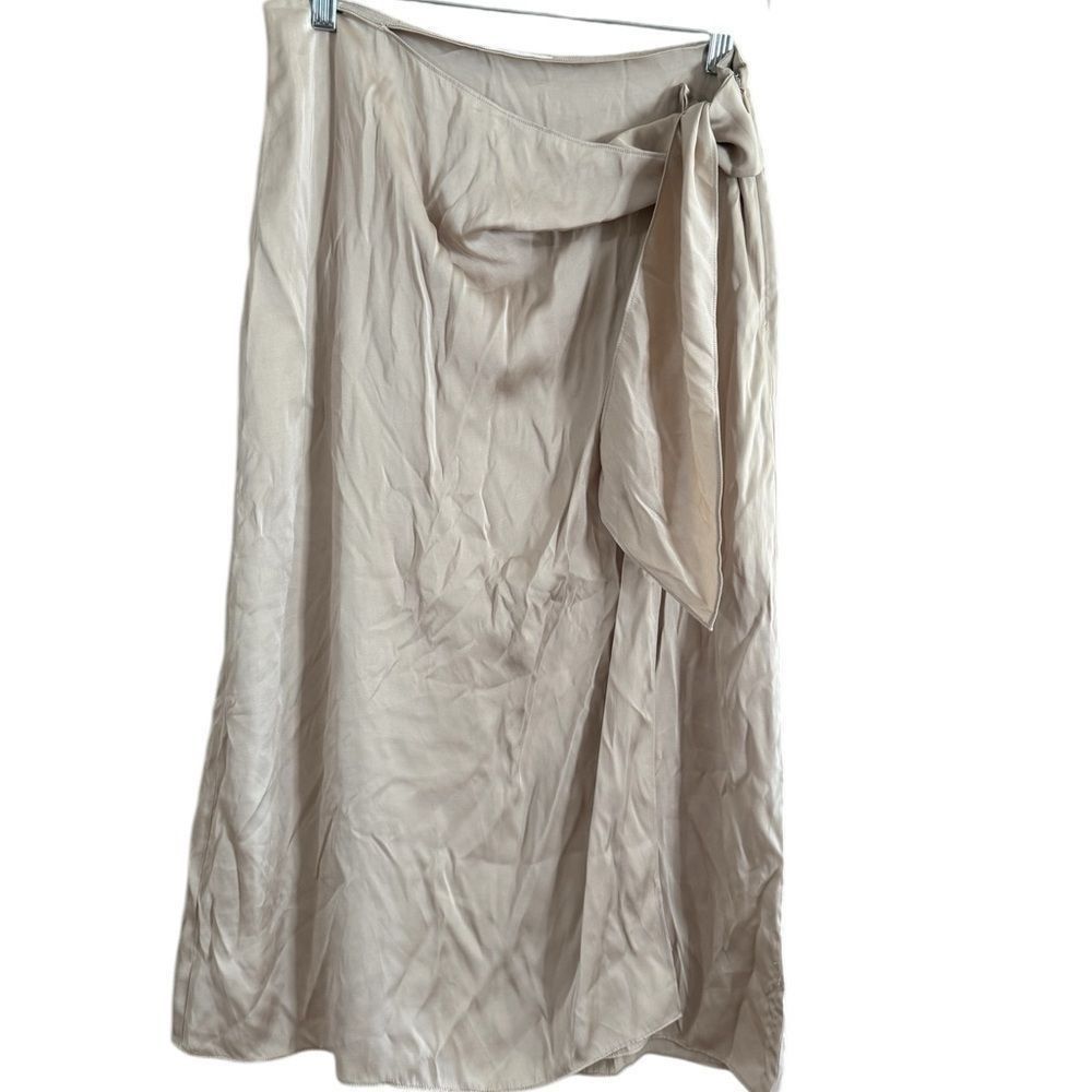 Club Monaco Club Monaco Cream Wrap Midi Skirt Size 30" / US 8 / IT 44 - 2 Thumbnail