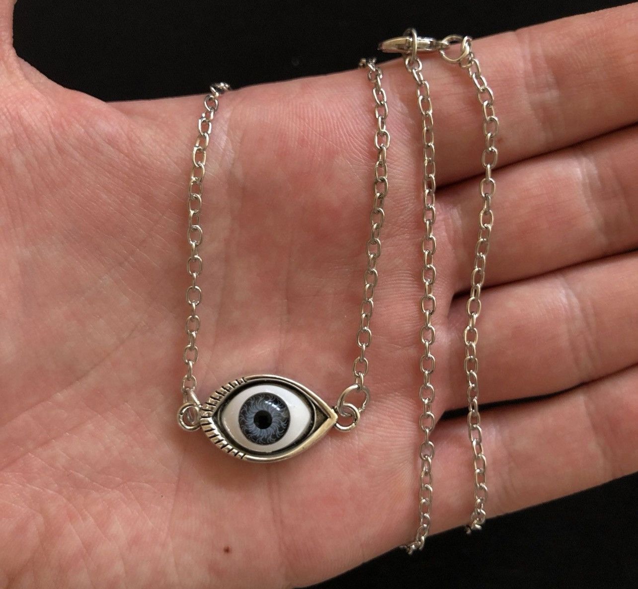 Jewelry Eye Ball Necklace Punk Grunge Chain Size ONE SIZE - 2 Thumbnail