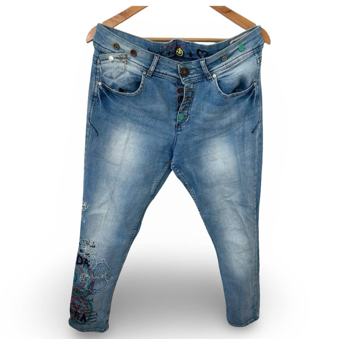 Desigual Desigual jeans #439 Size 30" / US 8 / IT 44 - 1 Thumbnail