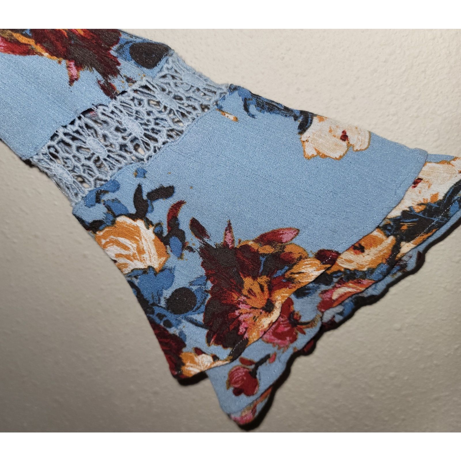 Other Chelesa & Violet Blue Floral Cold Shoulder Women's Romper L Size 34" / US 12 / IT 48 - 2 Thumbnail
