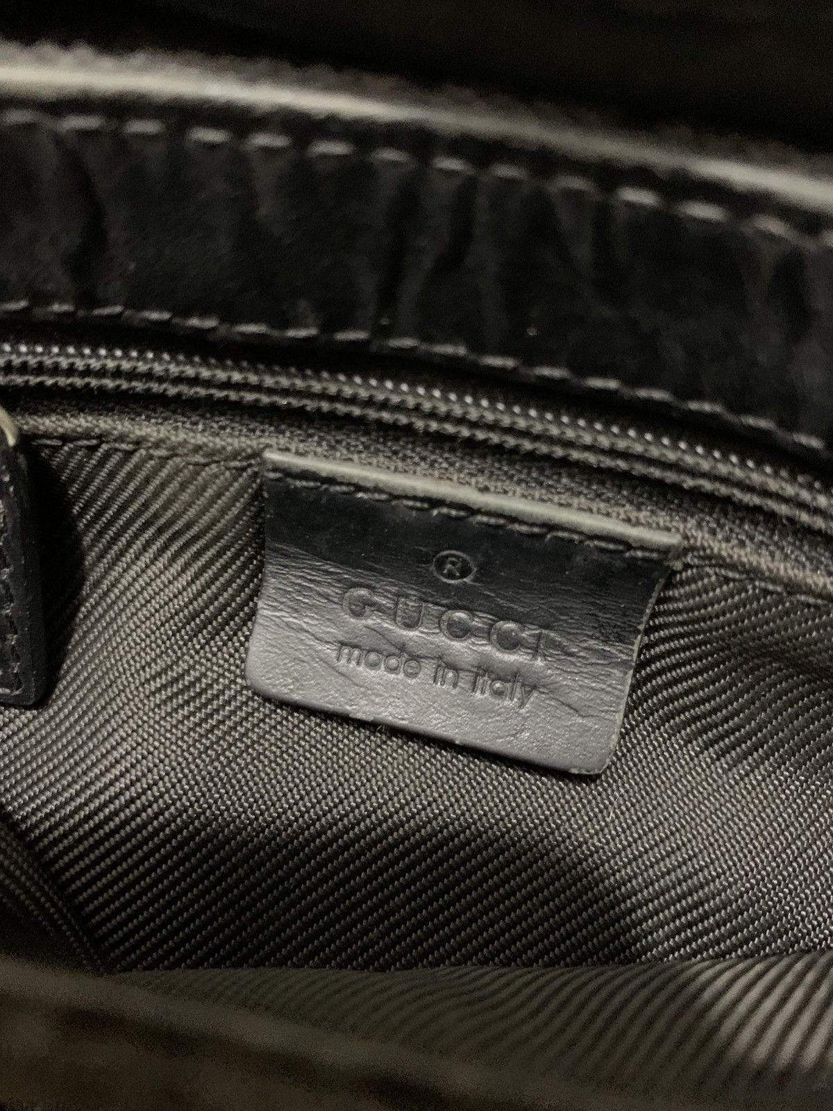 Gucci 🐍 Gucci Distressed GG Canvas Body Bag 🔥 Size ONE SIZE - 8 Thumbnail