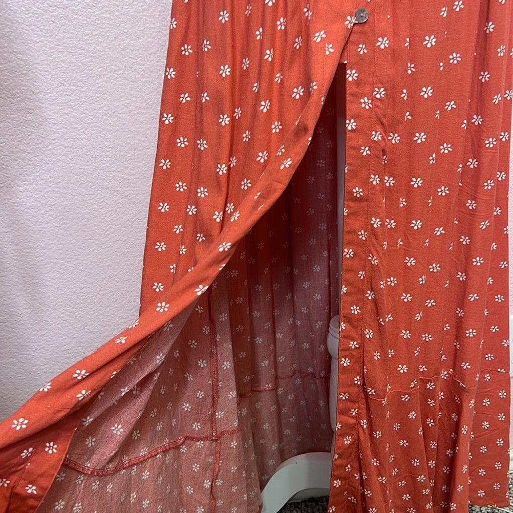 Other Vici Red Maxi Dress with White Floral Pattern Size M / US 6-8 / IT 42-44 - 4 Thumbnail