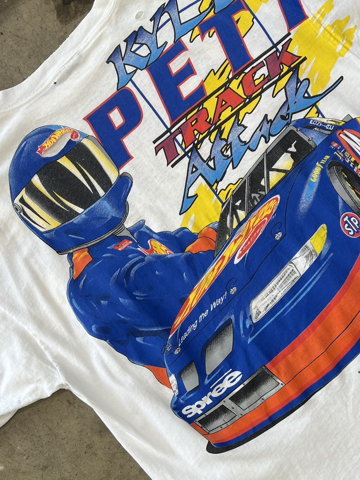 NASCAR Vintage 1997 Kyle Petty Track Attack Hot Wheels Tee XXL Size US XXL / EU 58 / 5 - 1 Thumbnail