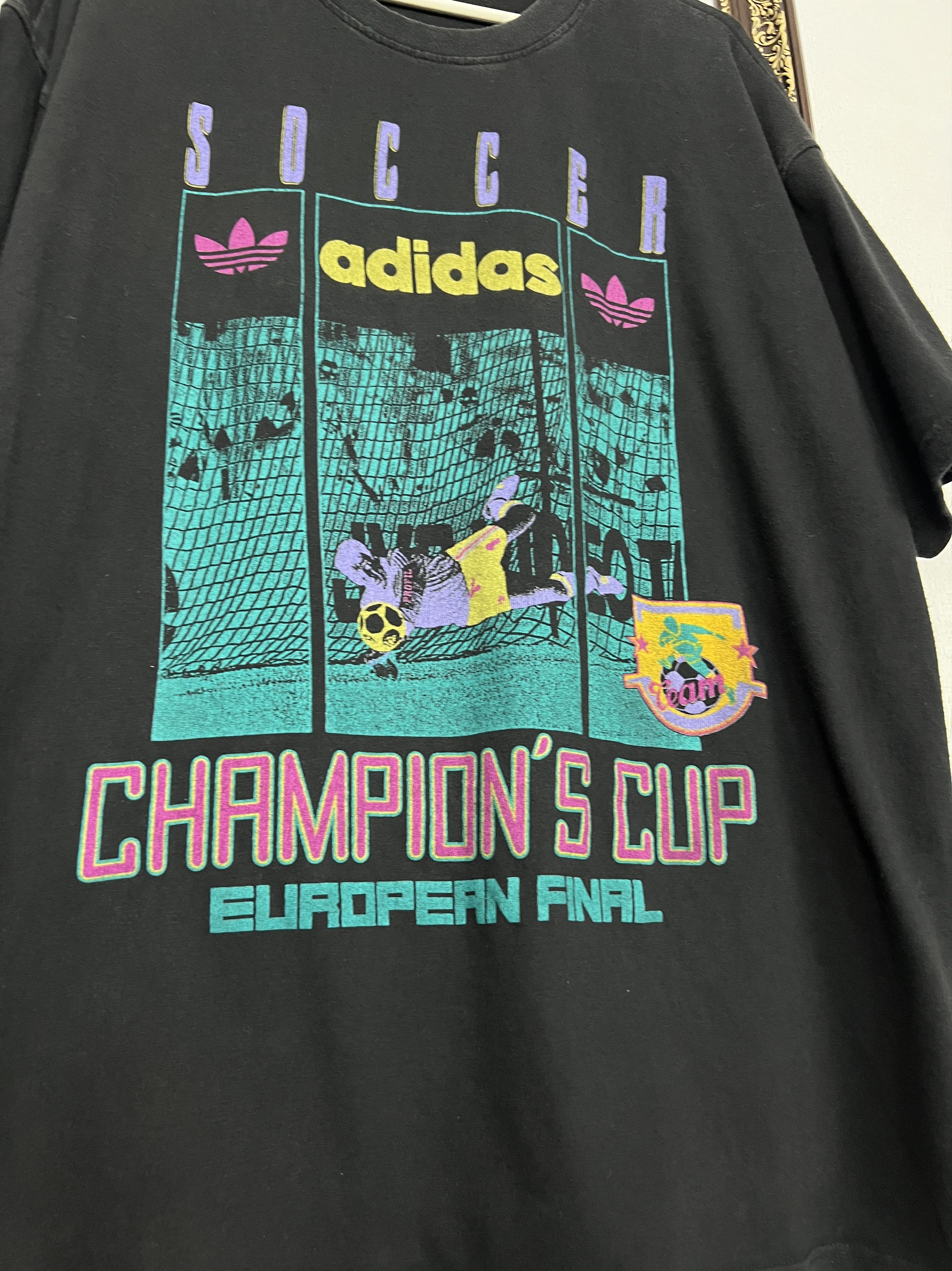 Adidas Vintage Football Champions Cup Final Over Print Shirt Jersey Size US XL / EU 56 / 4 - 5 Thumbnail