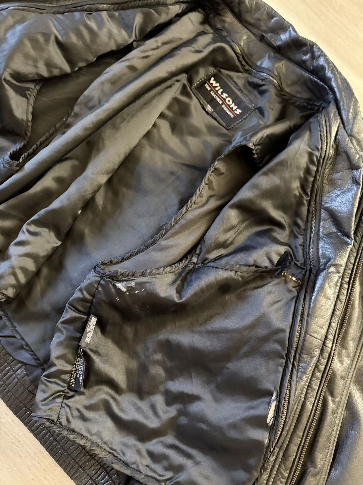 Wilsons Leather Vintage Wilsons Leather Bomber Jacket Sz L. Size US L / EU 52-54 / 3 - 5 Thumbnail