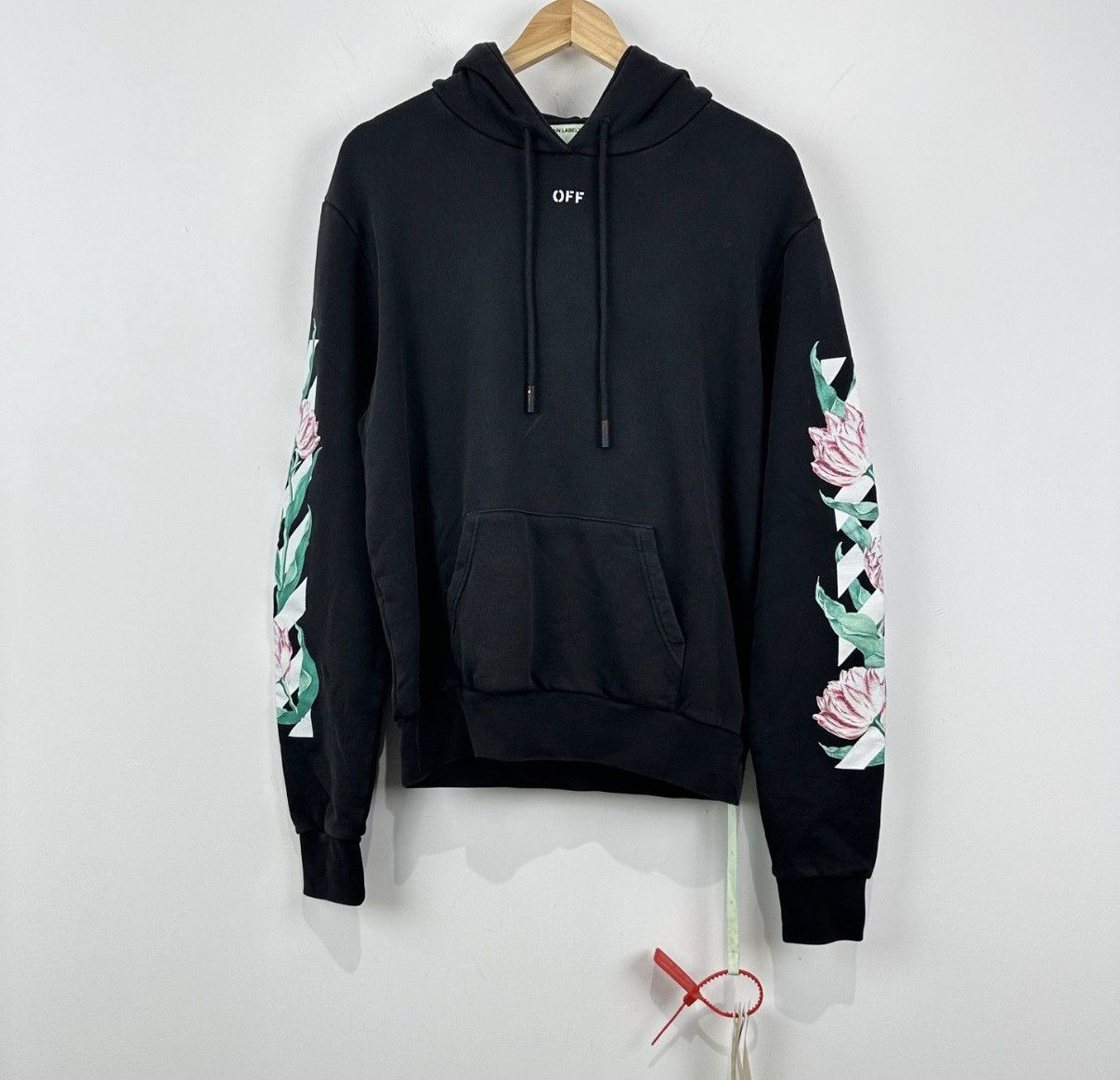 Off-White Off-white Floral Arrow Sweatshirt J42 Size US S / EU 44-46 / 1 - 1 Thumbnail