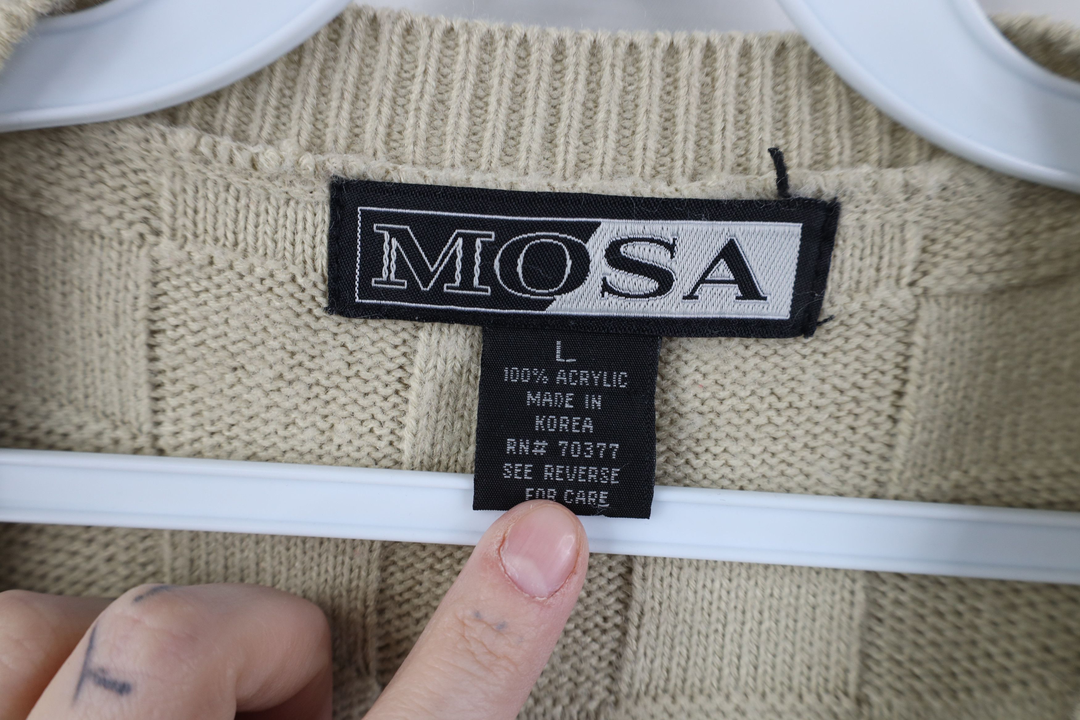Vintage Vintage 90s Streetwear Cross Weave Knit Sweater Vest Size US L / EU 52-54 / 3 - 4 Thumbnail