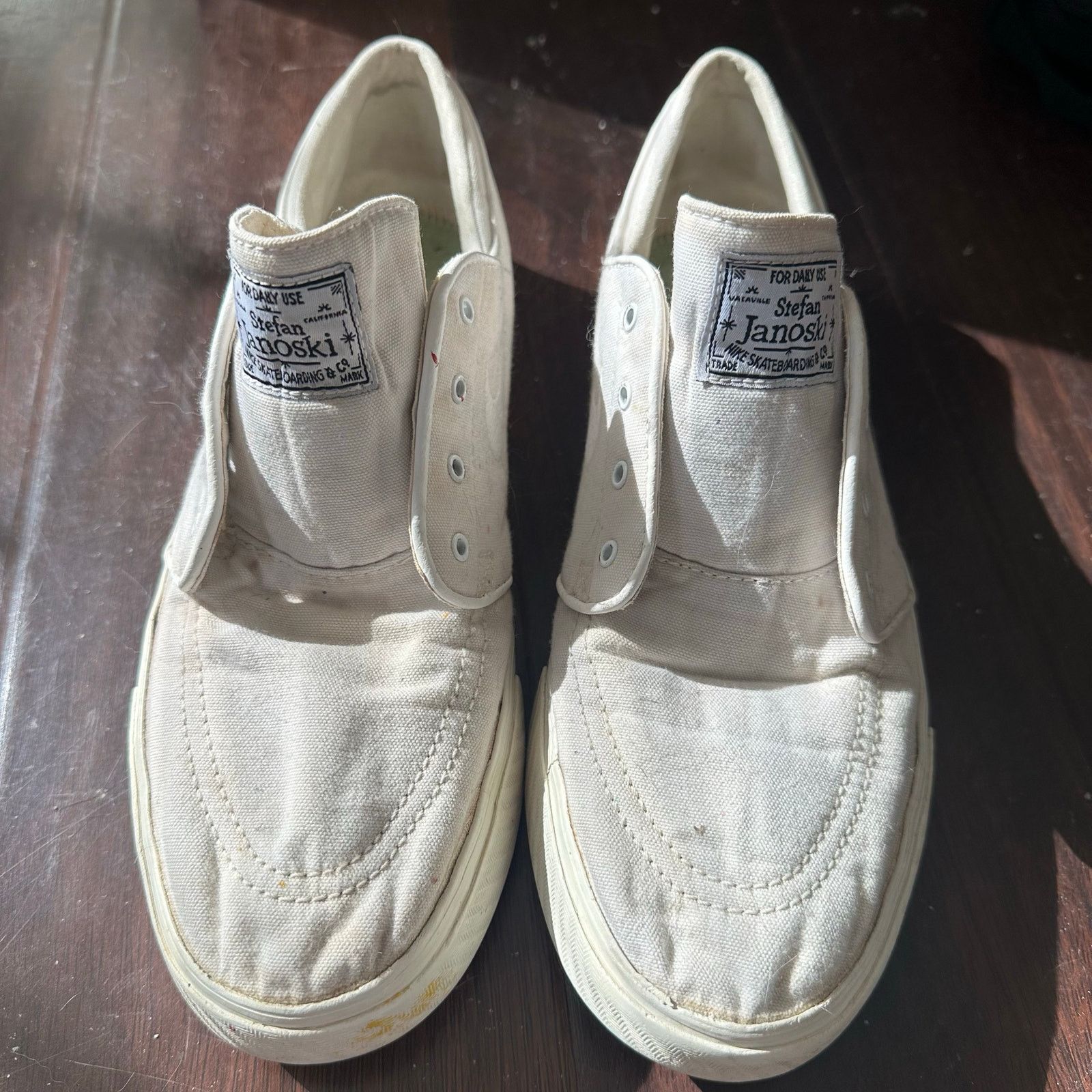 Nike White Nike janoskis no laces Size US 10.5 / EU 43-44 - 5 Thumbnail