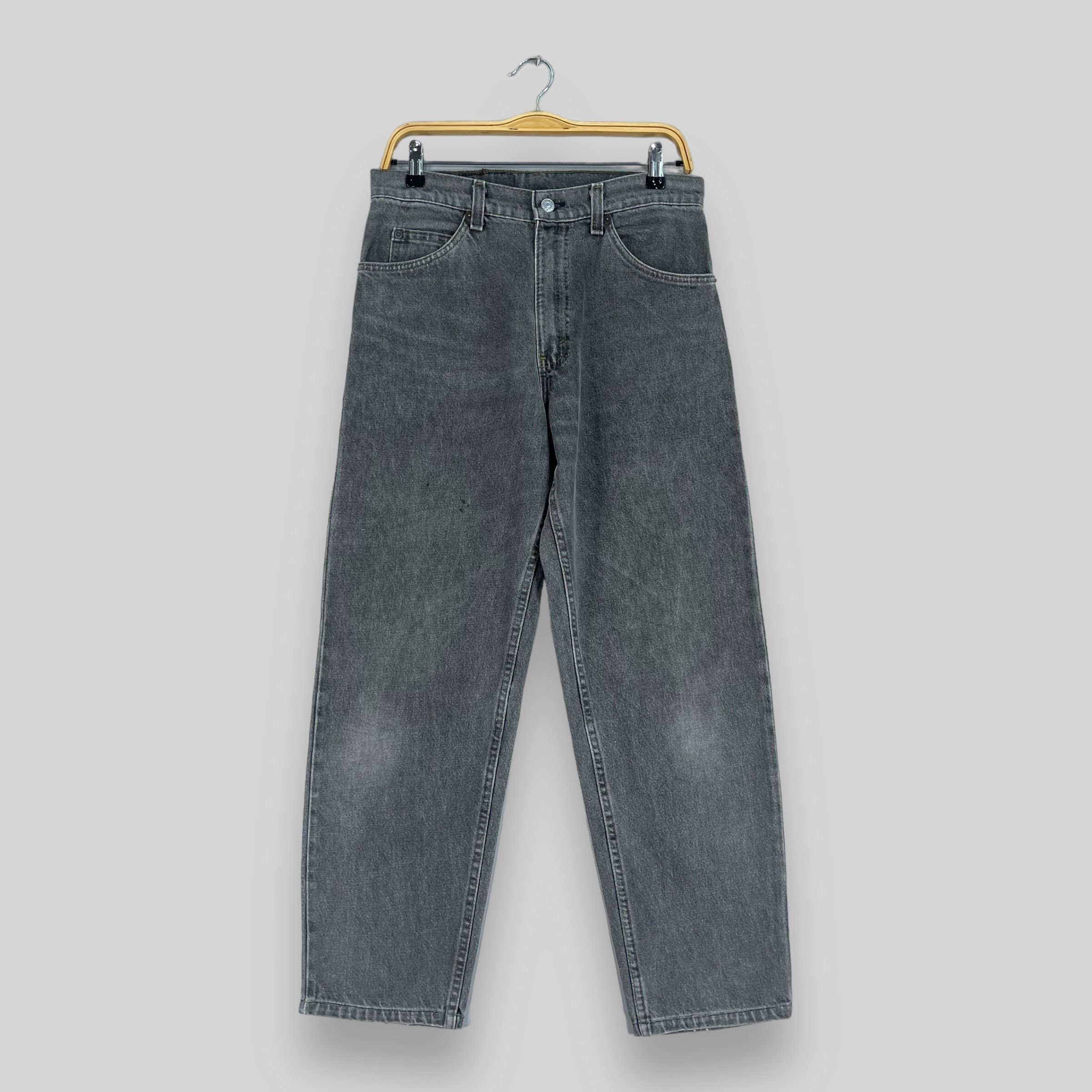 Size 30 Vintage Levis 550 Distressed Gray Washed Jeans
