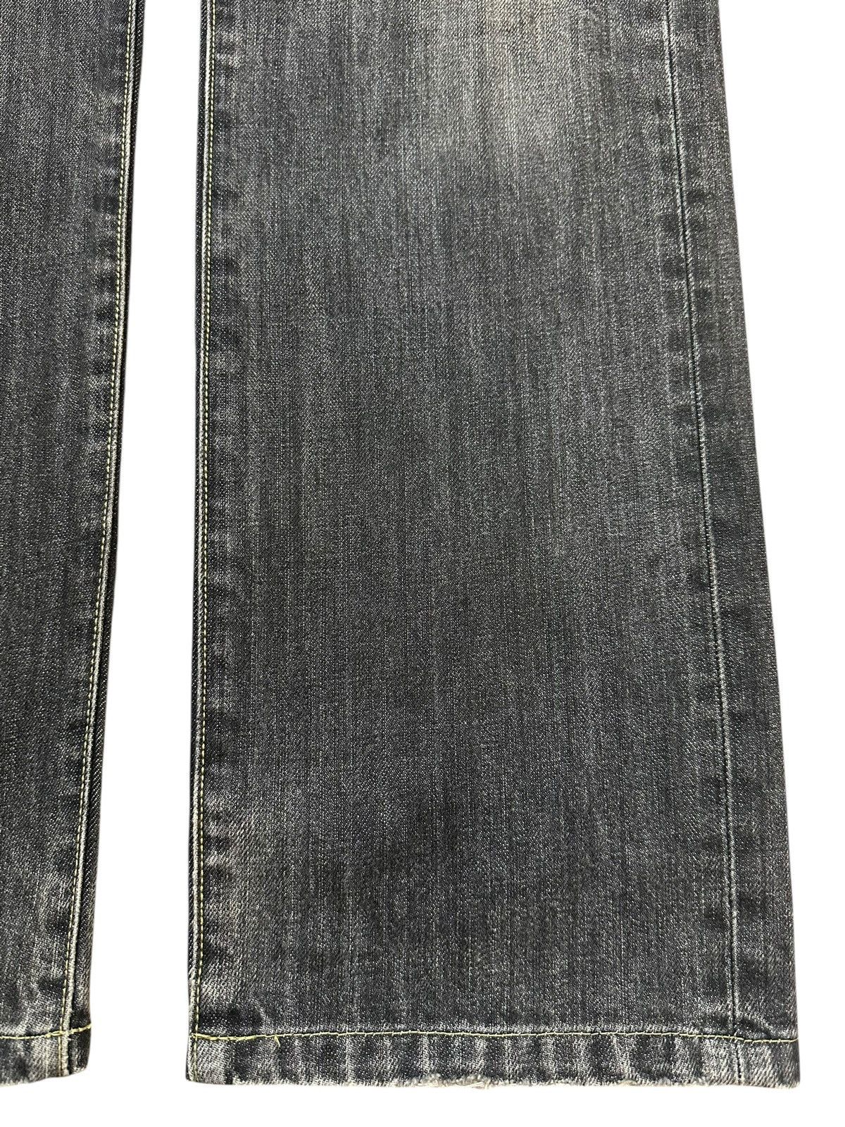 Uniqlo Vintage Japanese Uniqlo Faded Wash Style Baggy Jeans Size US 32 / EU 48 - 8 Thumbnail