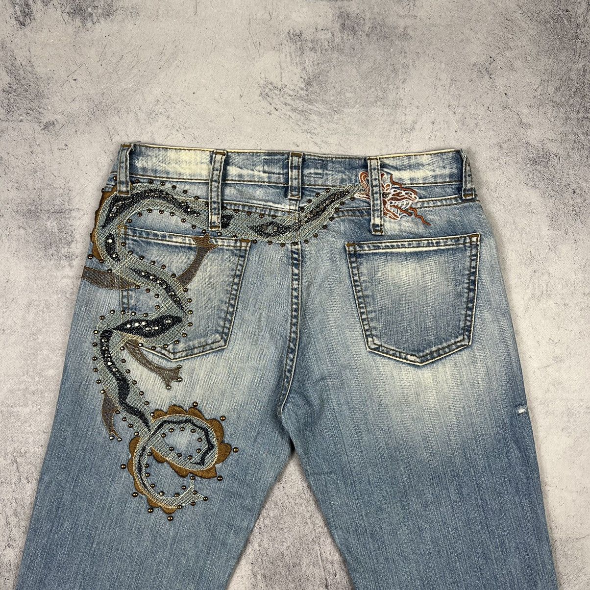 Roberto Cavalli Just Cavalli by Roberto Cavalli embroidered dragon y2k jeans Size 28" / US 6 / IT 42 - 2 Thumbnail