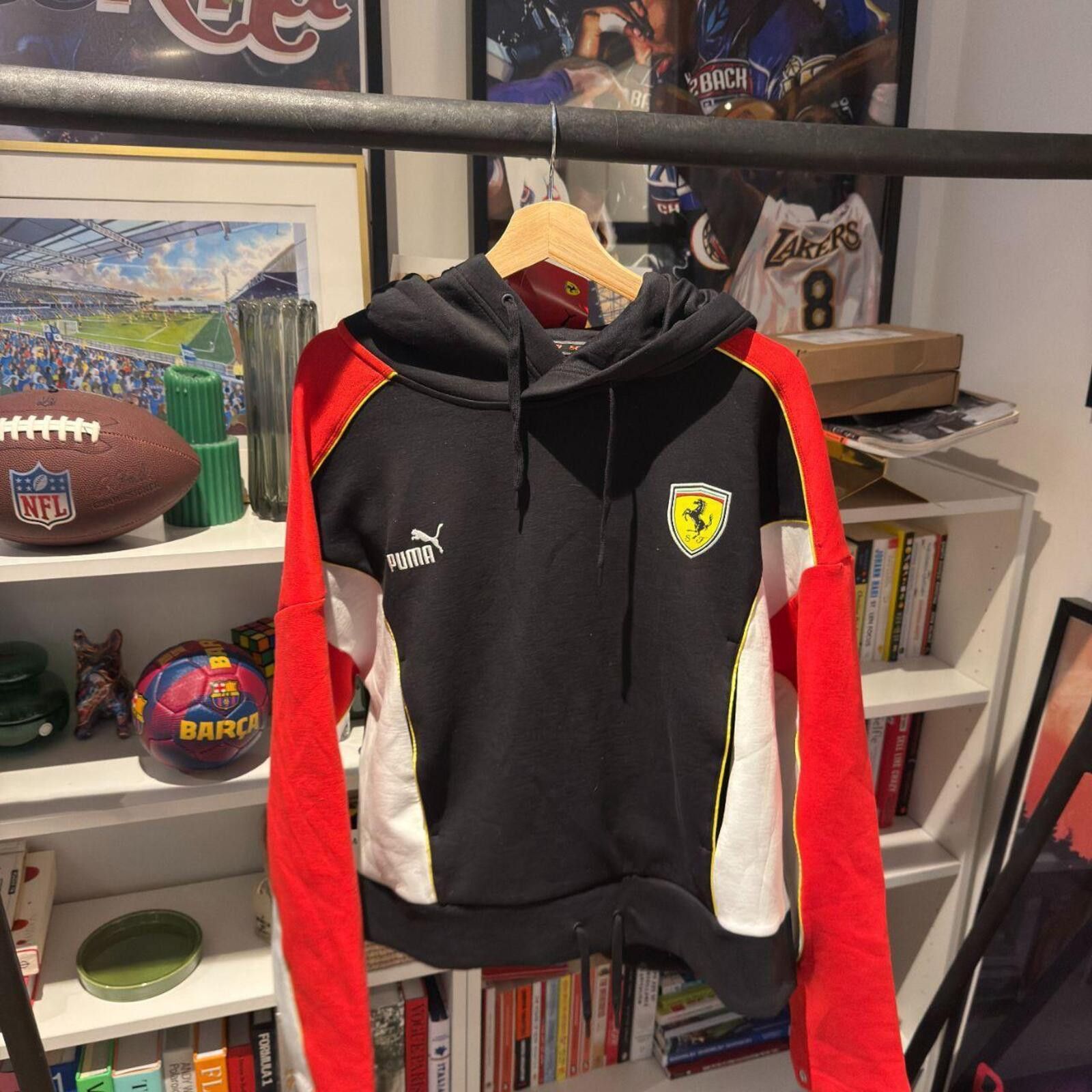 Ferrari Female Ferrari Scuderia Hoody Size XL / US 12-14 / IT 48-50 - 1 Thumbnail