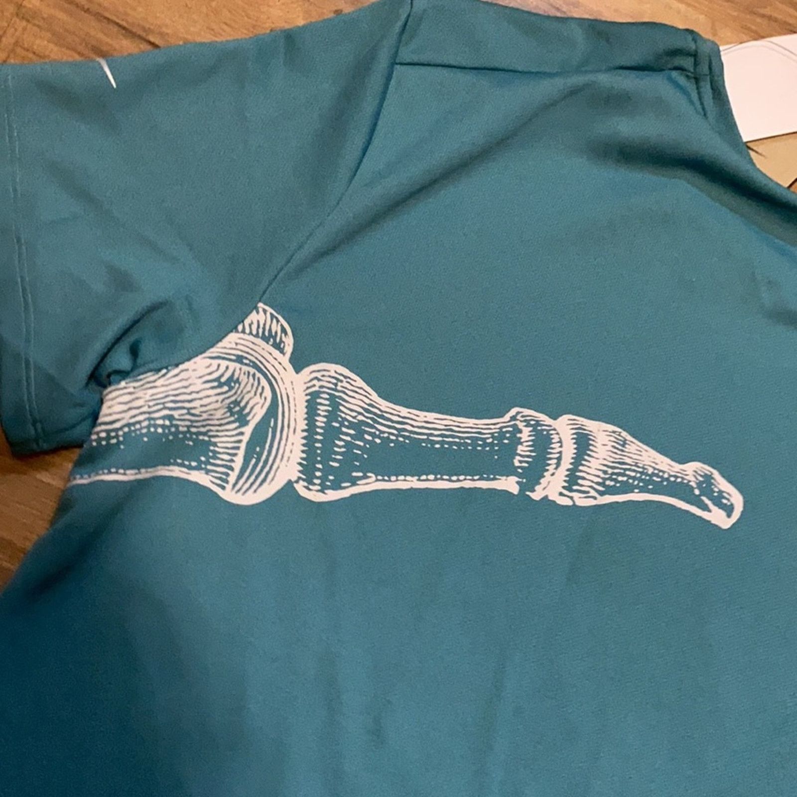 Nike Nike skeleton bone swoosh UPF 40+ short sleeve Size US M / EU 48-50 / 2 - 5 Thumbnail