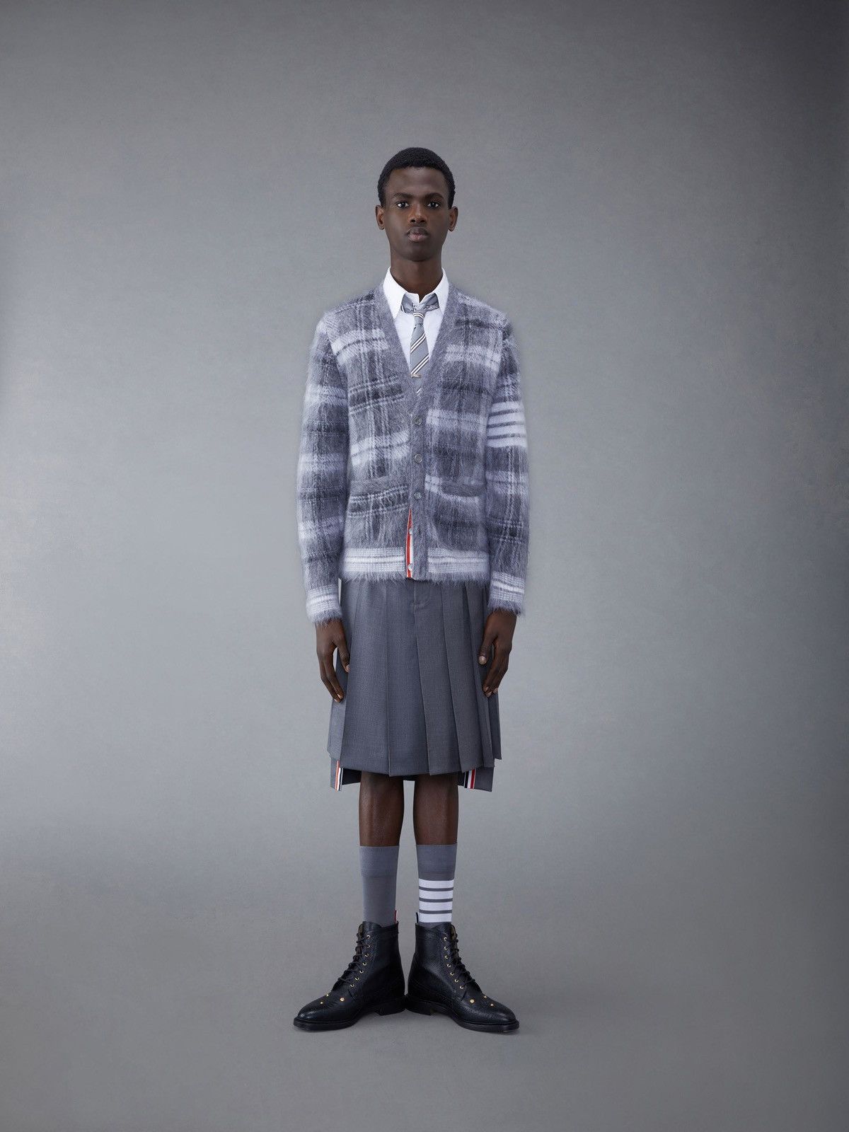 Thom Browne Thom Browne Tartan Plaid Mohair Cardigan in size 3 Size US M / EU 48-50 / 2 - 1 Thumbnail