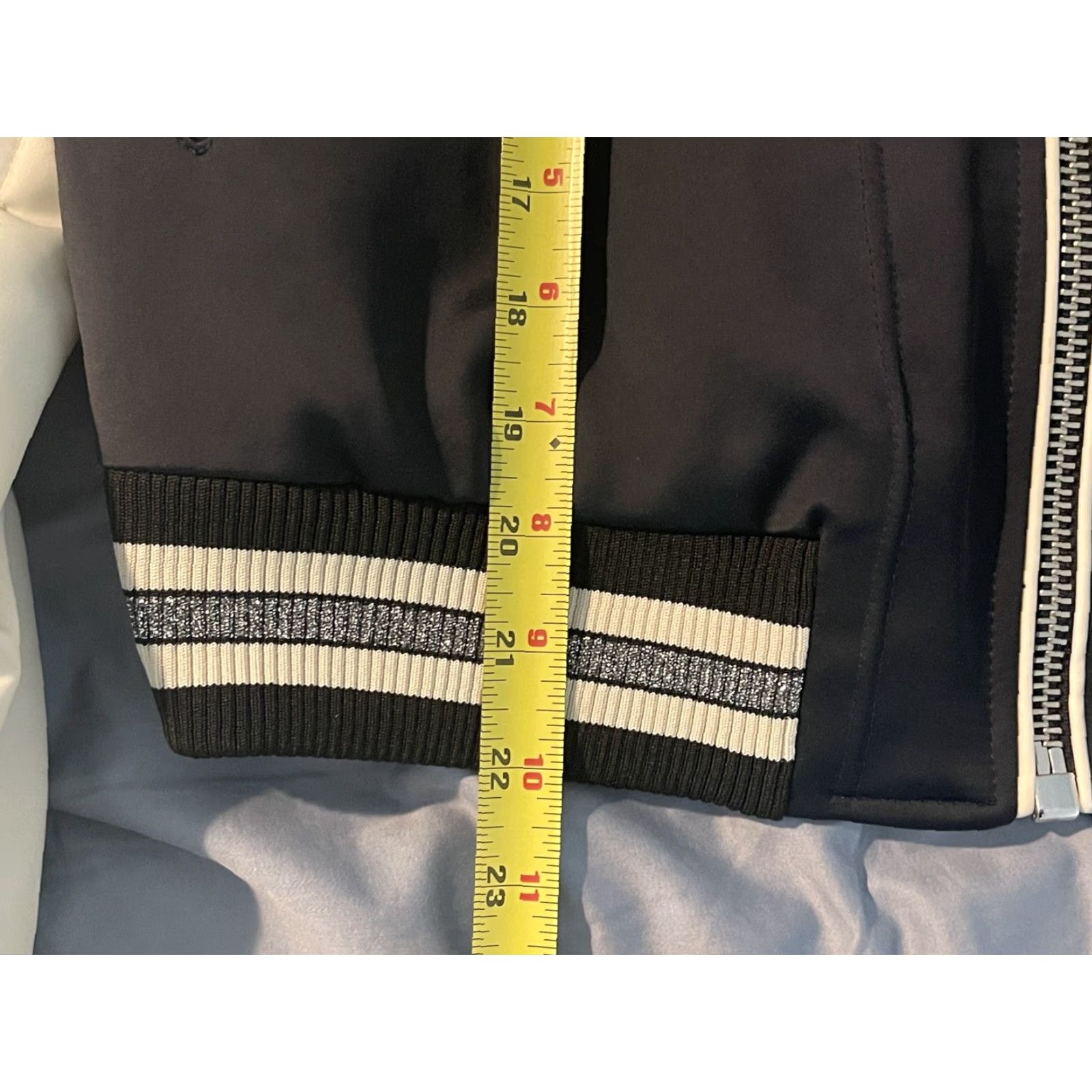 Coach Coach Bomber Jacket Women's Cropped Embroidered Floral Navy Blue M Size M / US 6-8 / IT 42-44 - 4 Thumbnail
