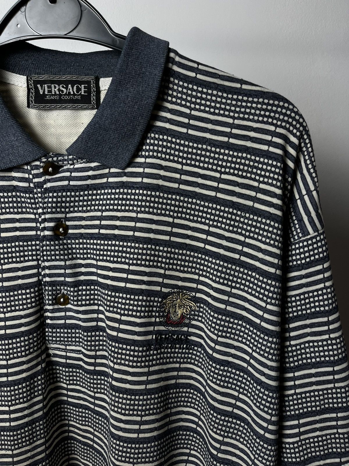 Versace × Versace Jeans Couture × Vintage Vintage Versace Jeans Couture Medusa Polo T Shirt Size US XL / EU 56 / 4 - 4 Thumbnail