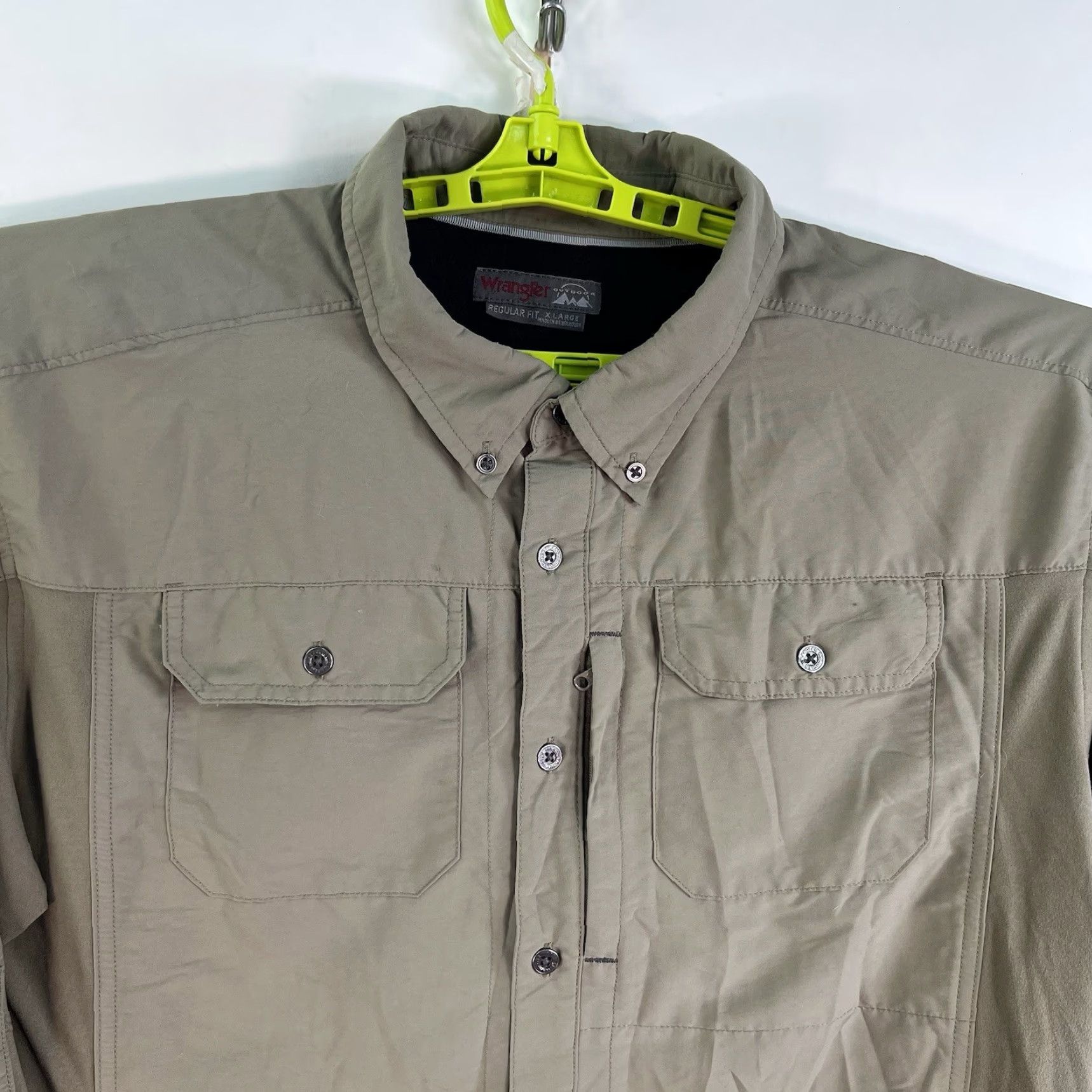 Wrangler Wrangler Outdoor Stretch Button-Down Shirt Mens XL SZ Green Classic Button-Up Outdoor Shirt Wrangler Size US XL / EU 56 / 4 - 4 Thumbnail