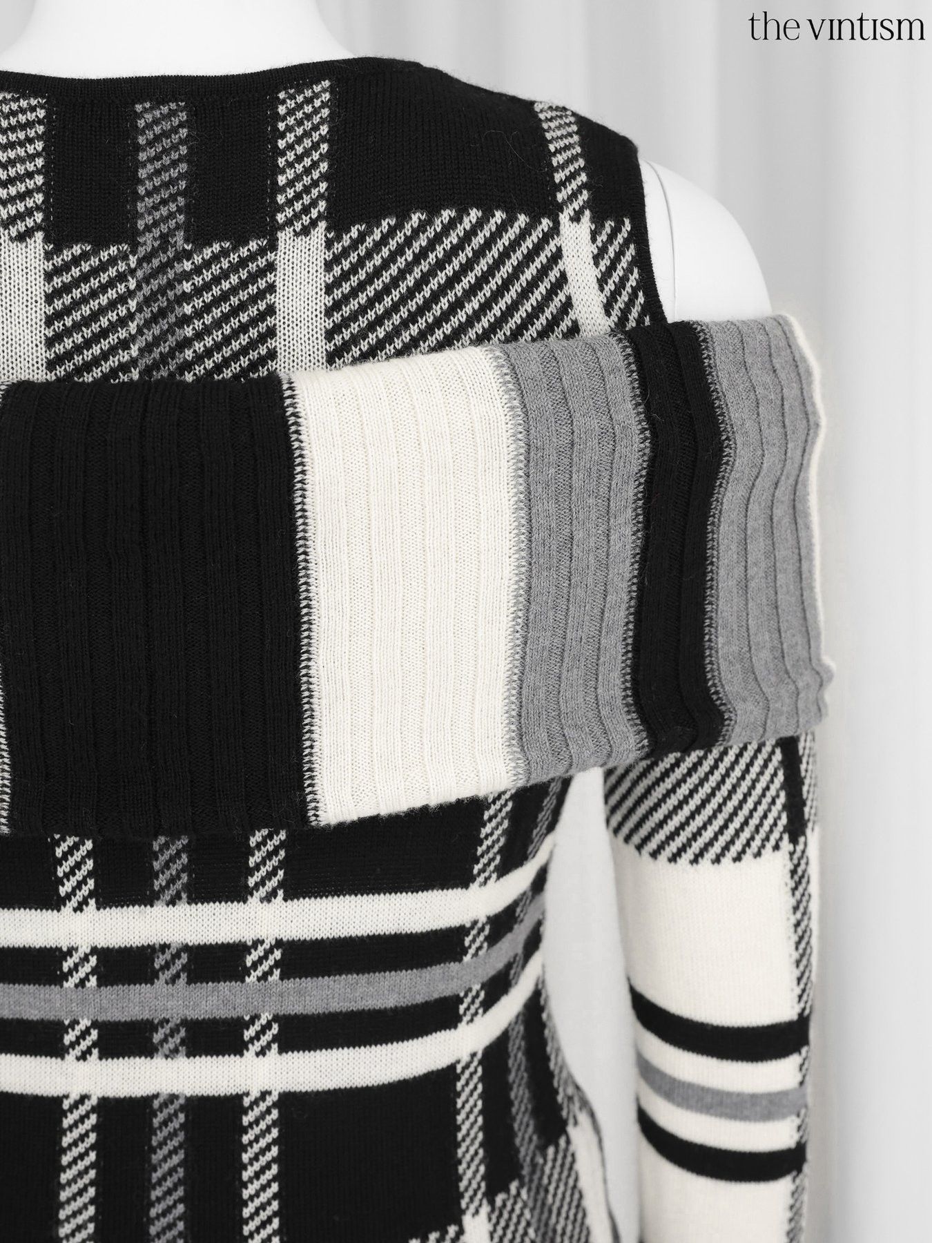 Escada Escada Cream Black Grey Check Pure Virgin Wool Sweater XS/S Size XS / US 0-2 / IT 36-38 - 11 Thumbnail