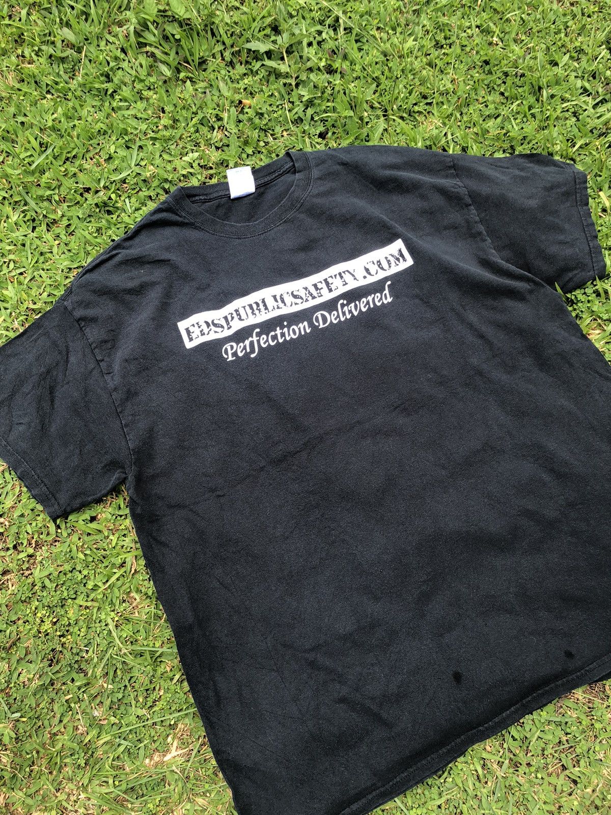 Vintage Vintage Y2K ED’S Public Safety Skull Logo Backhit Tee Size US XL / EU 56 / 4 - 11 Thumbnail