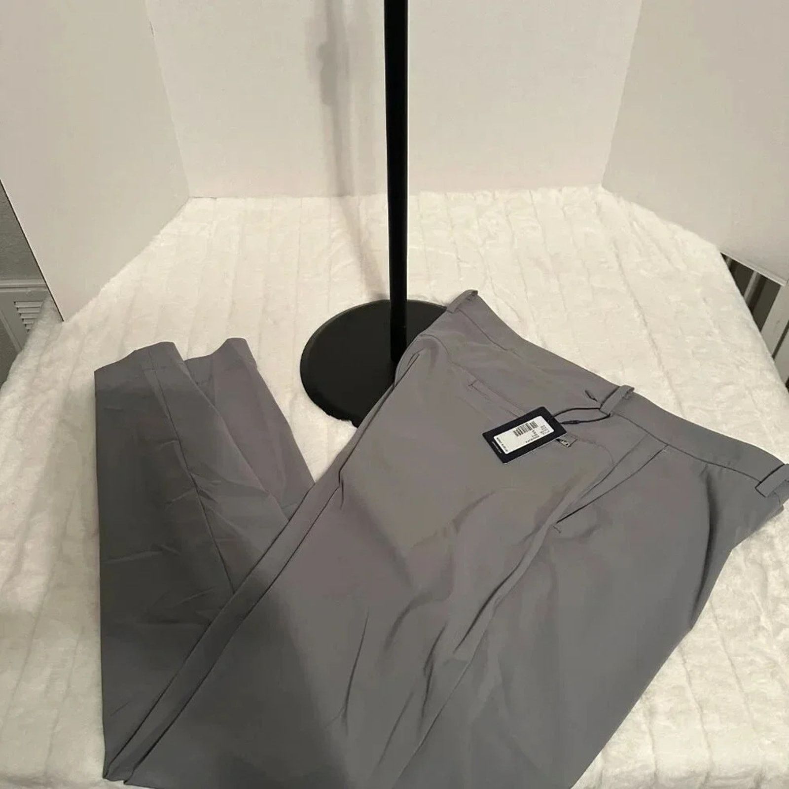 Peter Millar Peter Millar Pants Size 38 X 30 Size US 38 / EU 54 - 1 Thumbnail