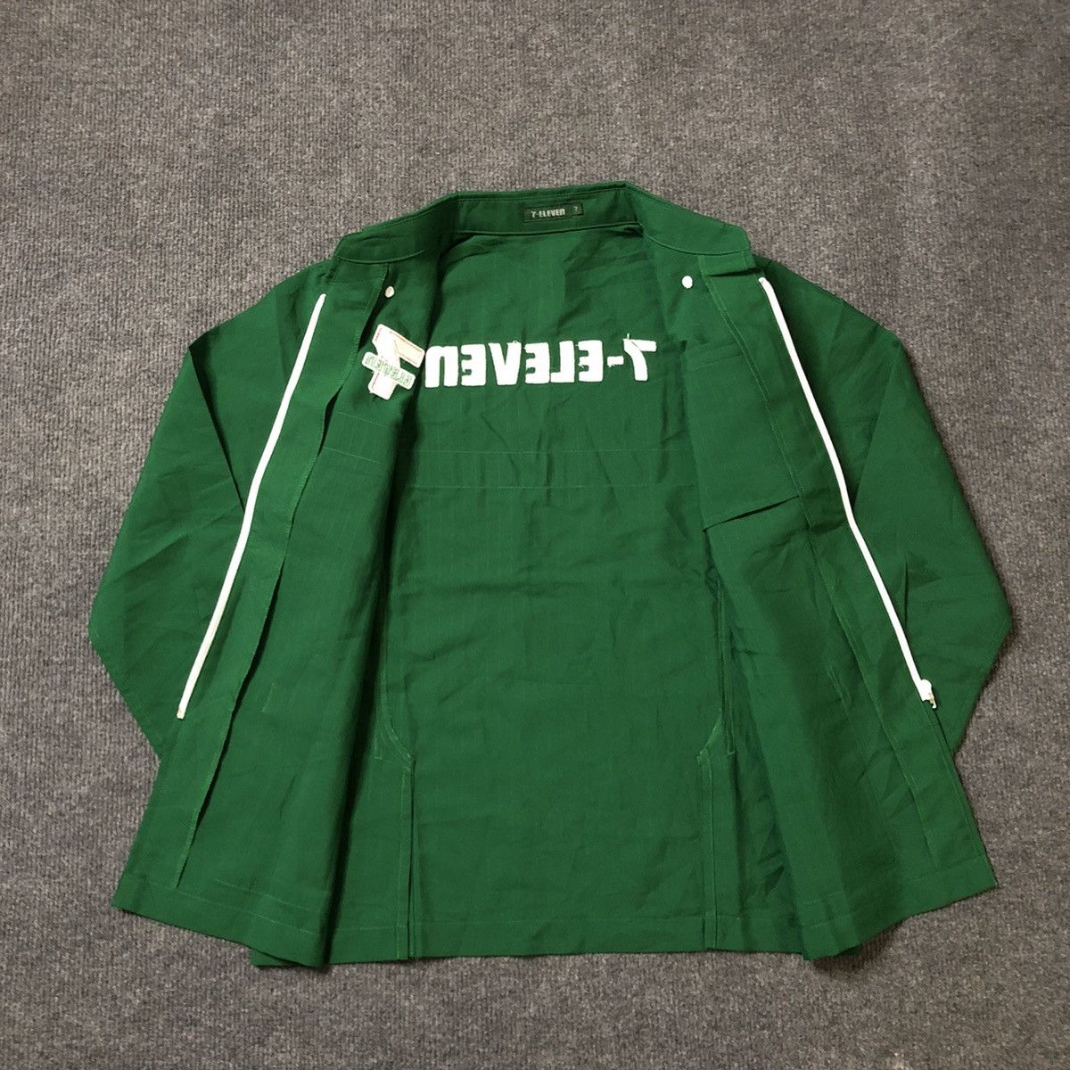 Japanese Brand Vintage 7 Eleven Convinient Japan Store Worker Shirt Size US M / EU 48-50 / 2 - 11 Thumbnail