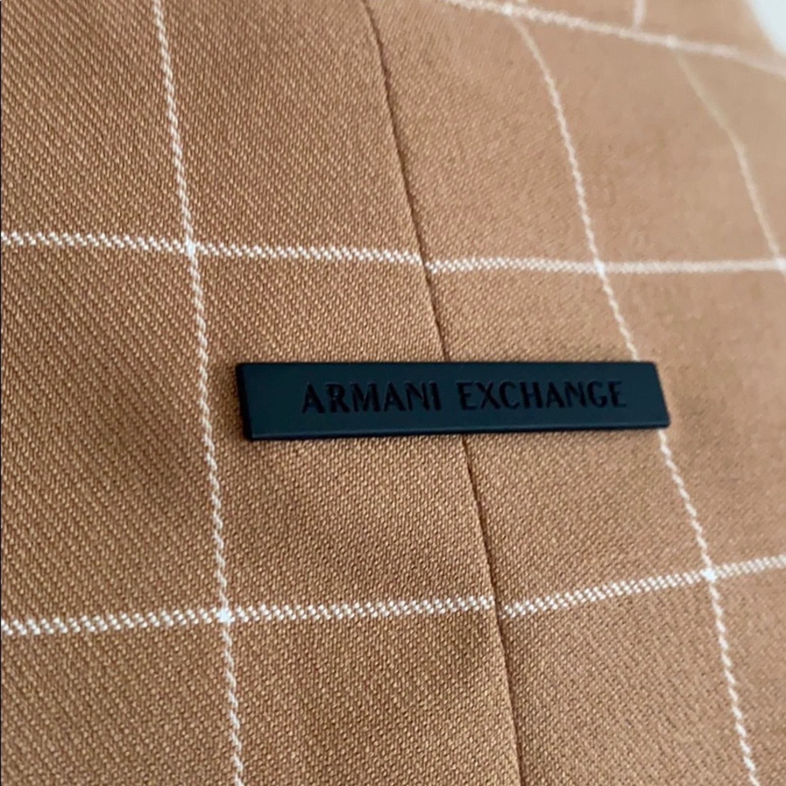 Armani Exchange Armani women’s jacket Blazer tan plaid NWT Size XL / US 12-14 / IT 48-50 - 3 Thumbnail