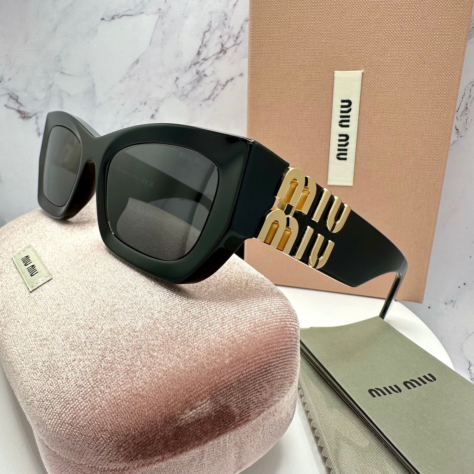 Miu Miu MIU MIU Sunglasses New Black Gold Metal Logo Cat Eye Size ONE SIZE - 3 Thumbnail