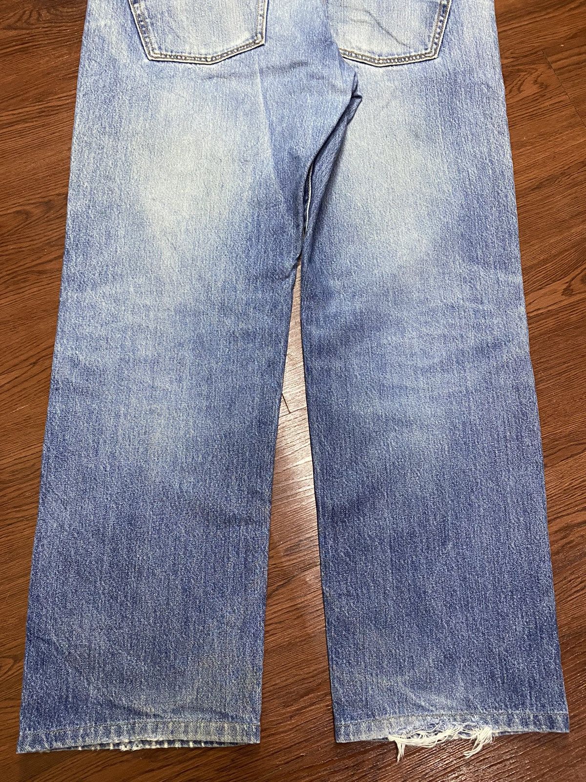 Japanese Brand Vintage Uniqlo Blue Wash Patched Distressed Loose Jeans Size US 36 / EU 52 - 6 Thumbnail