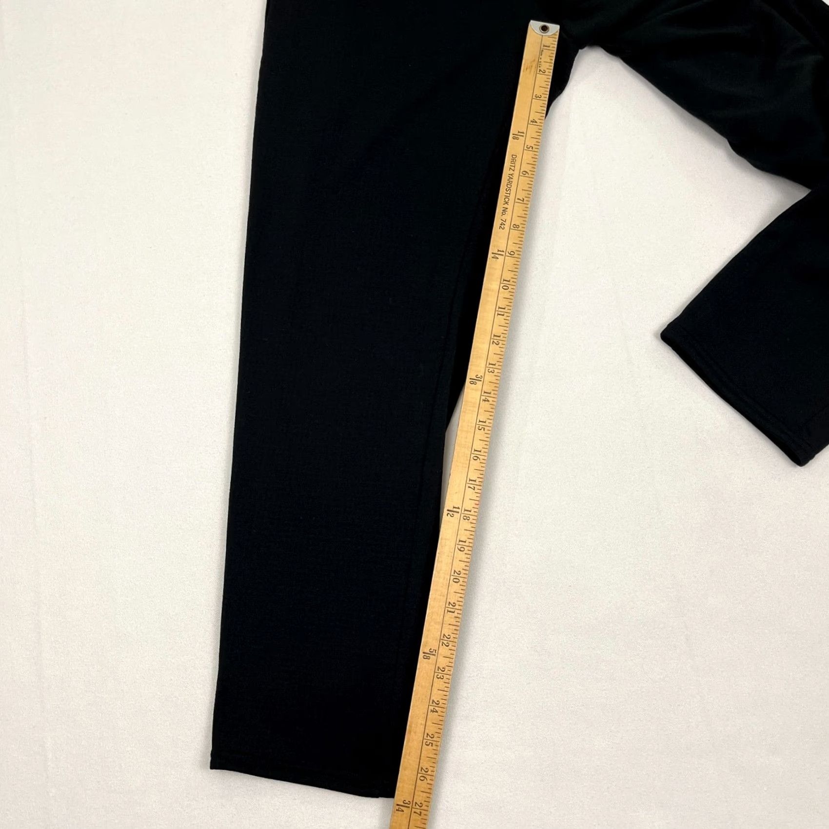 Patagonia Patagonia Pants Womens S Black Prt R1 Regulator Fleece Lined Inseam 27" Polartec Hiking Straight Casual Outdoor Sports Size 28" / US 6 / IT 42 - 7 Thumbnail