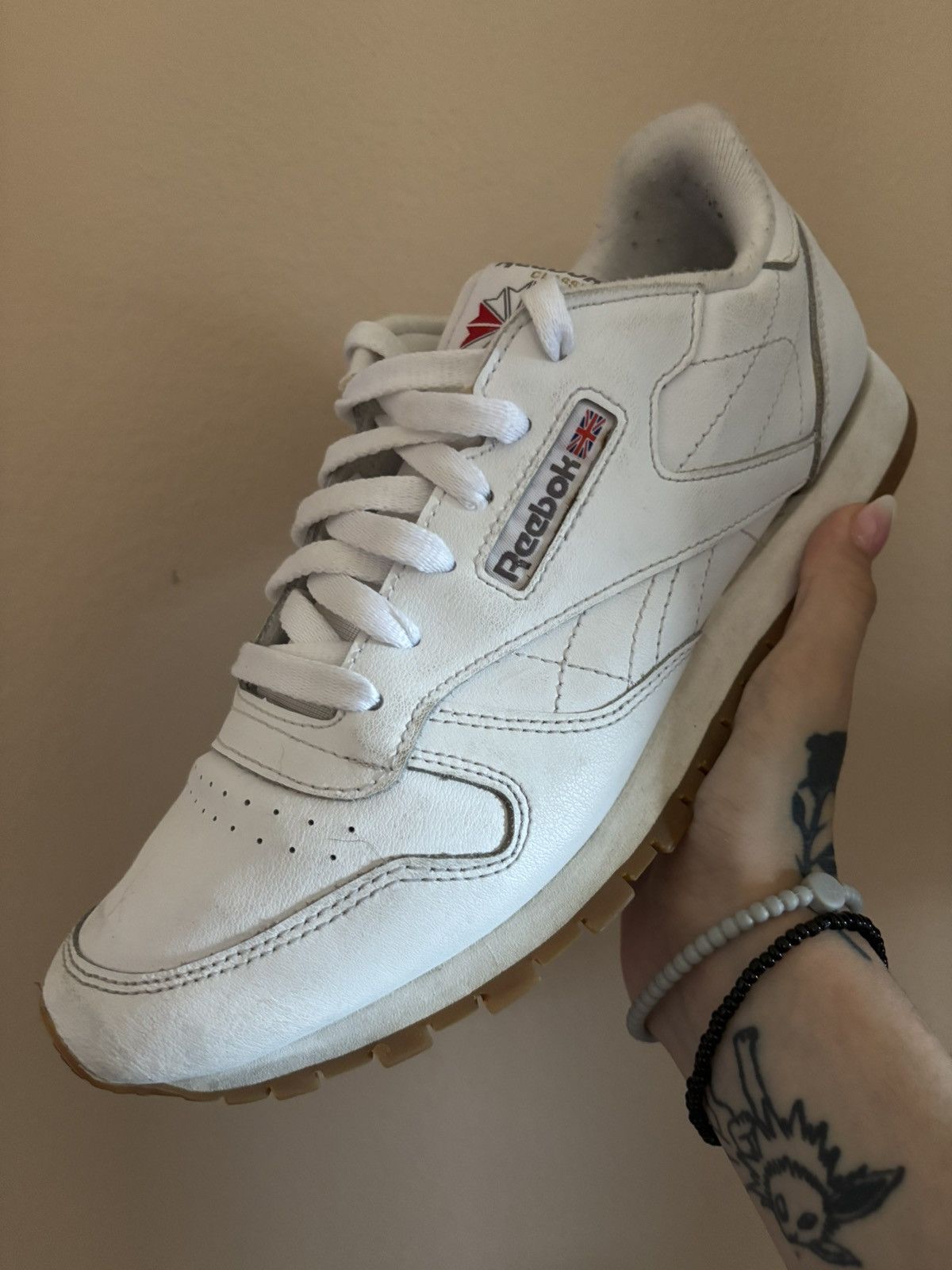 Reebok Reebok Classic Leather J 'White Gum' Size US 7 / EU 40 - 1 Thumbnail