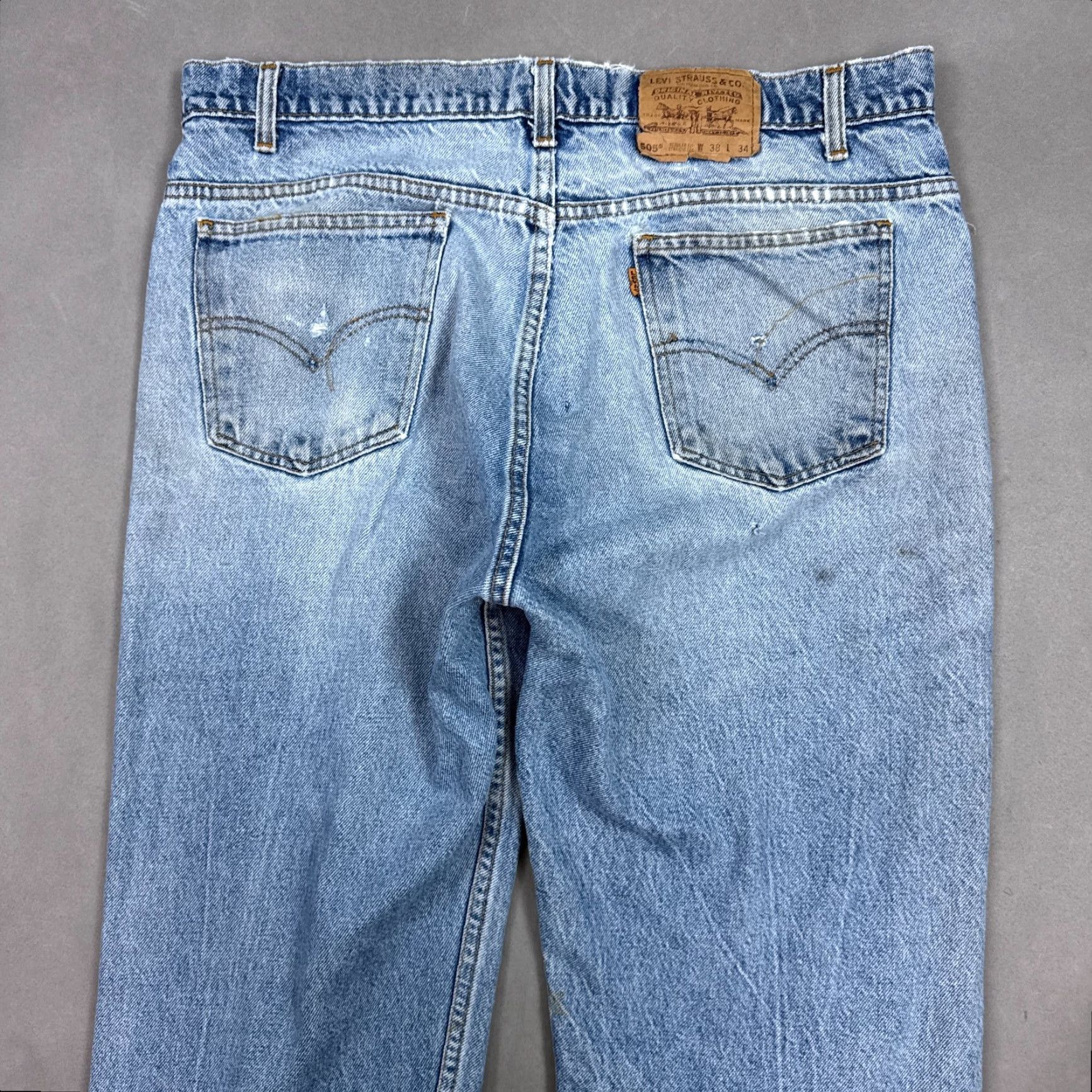 Levi's VINTAGE Levi's Jeans Mens 36x34 Blue 90s Orange Tab Thrashed 505 Work Denim Jeans Mens 90s Theme: 90s Size US 38 / EU 54 - 7 Thumbnail