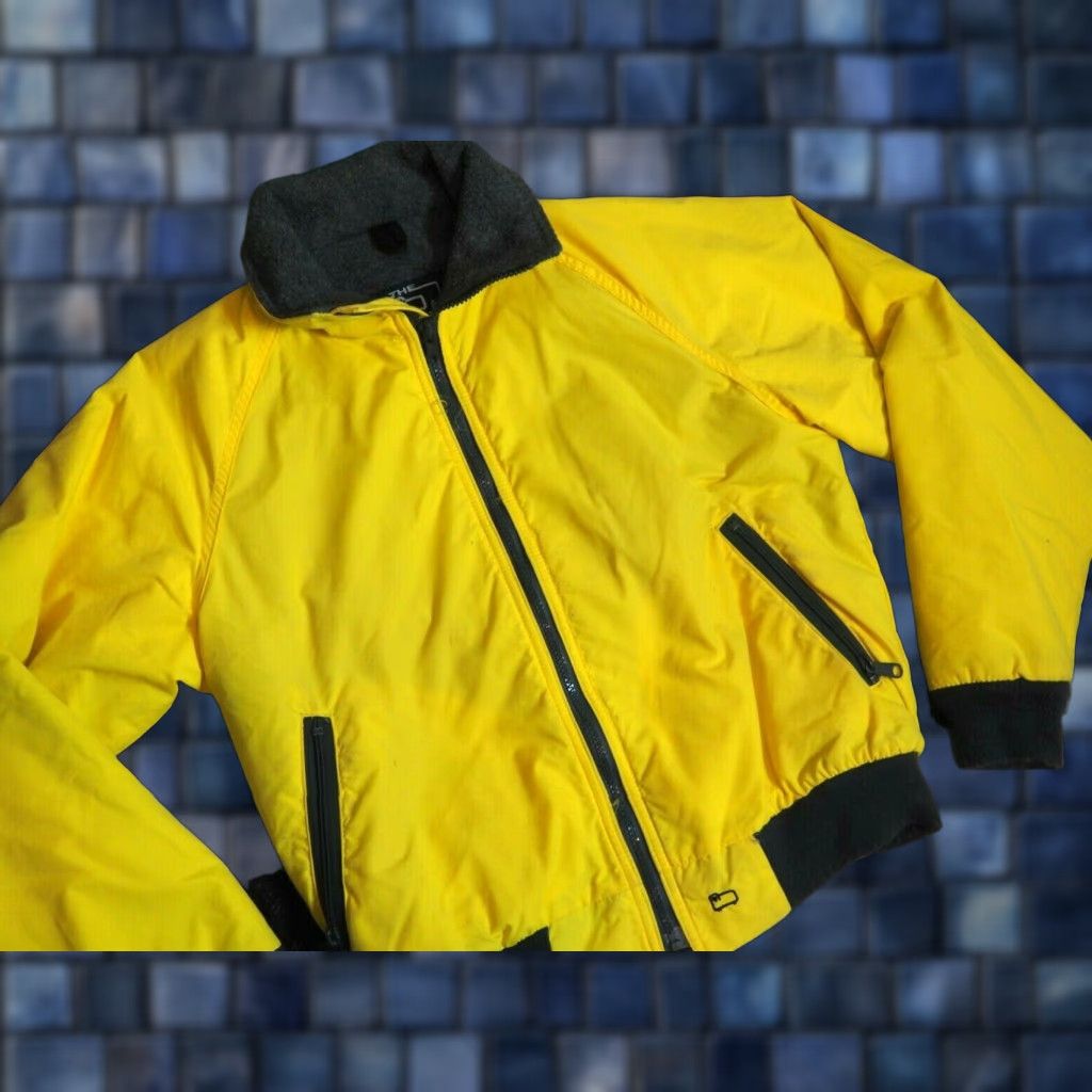 Vintage VTG Woolrich Jacket Womens Outdoor S Yellow 90s USA Made Nylon Zip Bomber Woolrich Womens Jacket Outdoor Yellow 1990s USA Made VTG Size S / US 4 / IT 40 - 1 Thumbnail