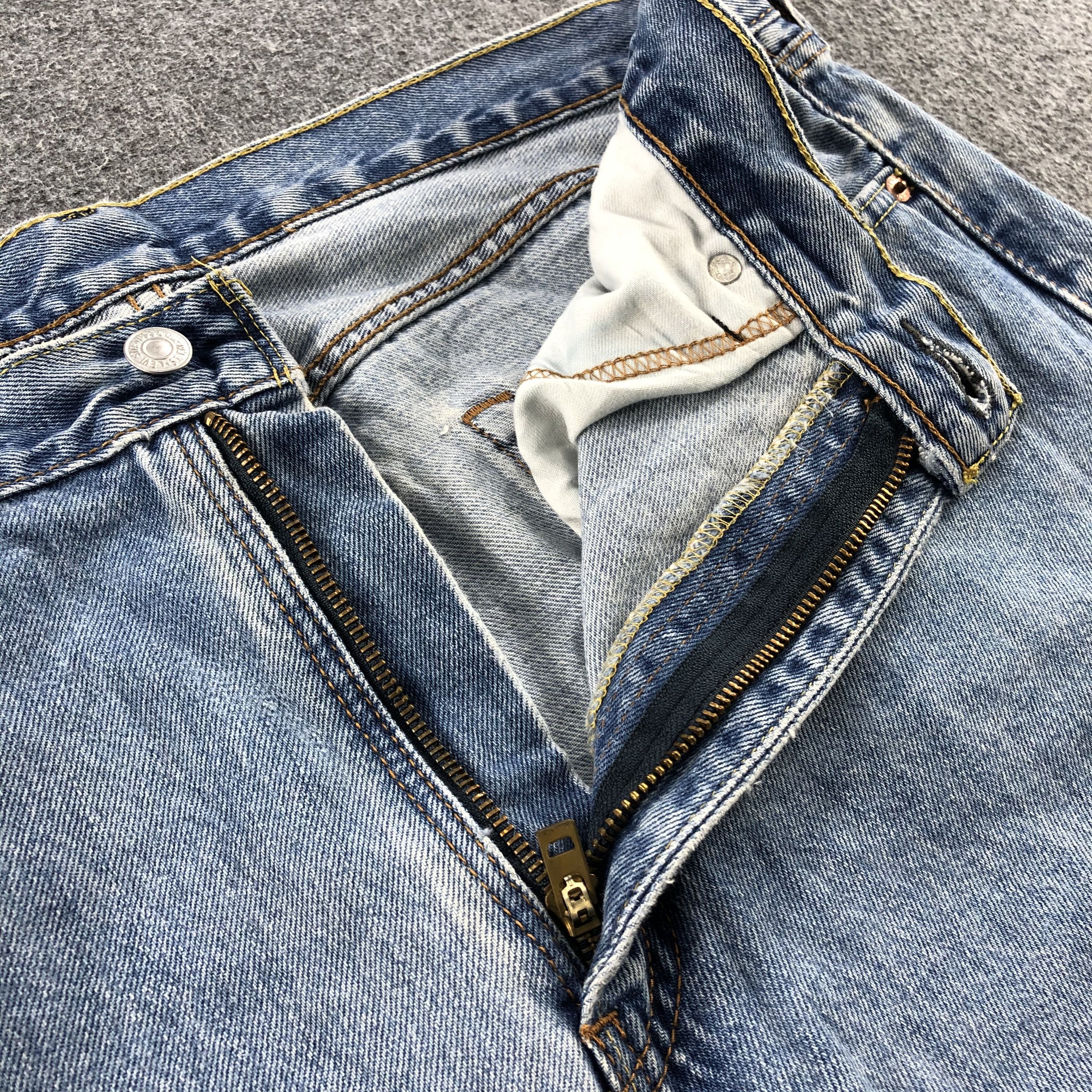 Levi's Vintage Light Wash Levis 505 Jeans-J1234 Size US 36 / EU 52 - 7 Thumbnail