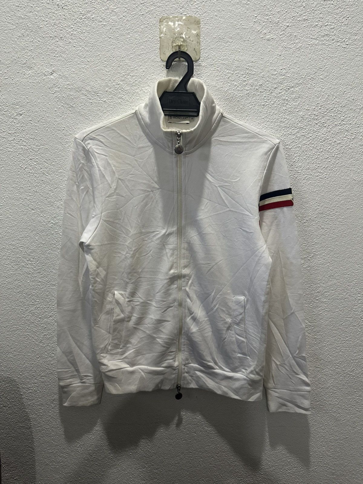 Moncler Vintage Moncler Sweater Pull Over Size S Size US S / EU 44-46 / 1 - 1 Thumbnail