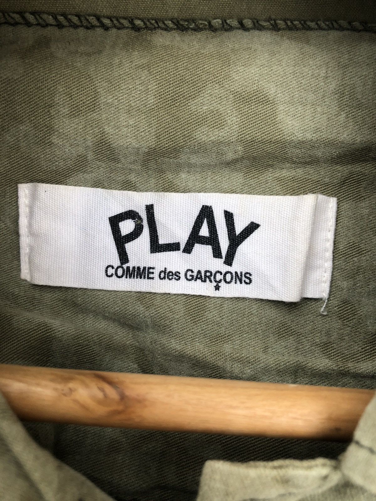 Comme des Garcons PLAY AD2009 CDG Comme Des Garcons Play Camo Shirts Size US M / EU 48-50 / 2 - 3 Thumbnail