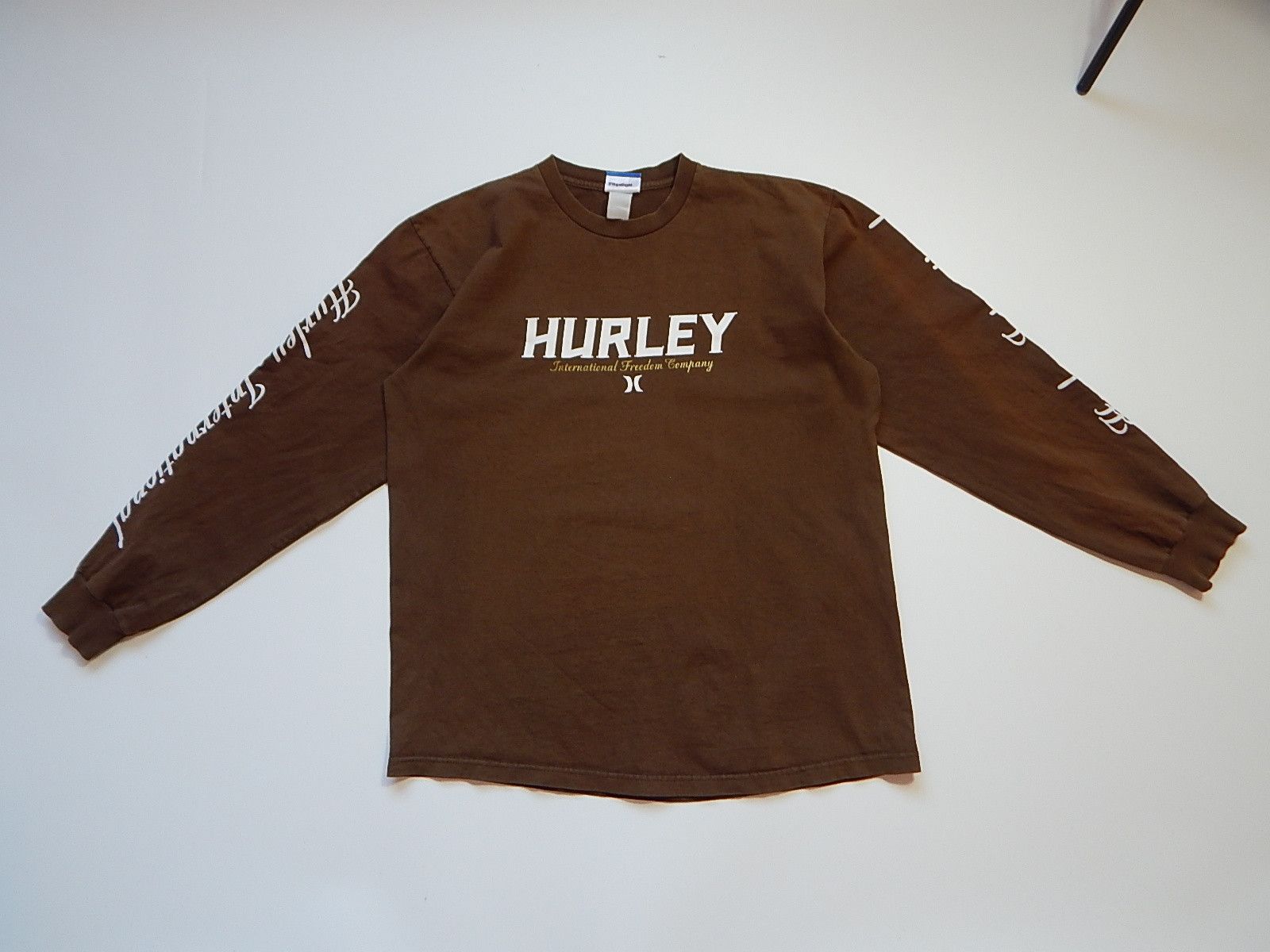 Hurley vintage hurley surfboards sun faded long sleeve tee Size US L / EU 52-54 / 3 - 1 Thumbnail